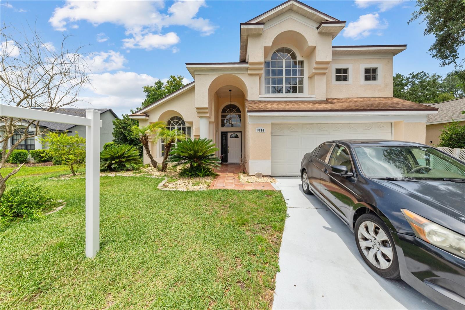 Single Family Residence em OVIEDO, FL - Daniel Dourado