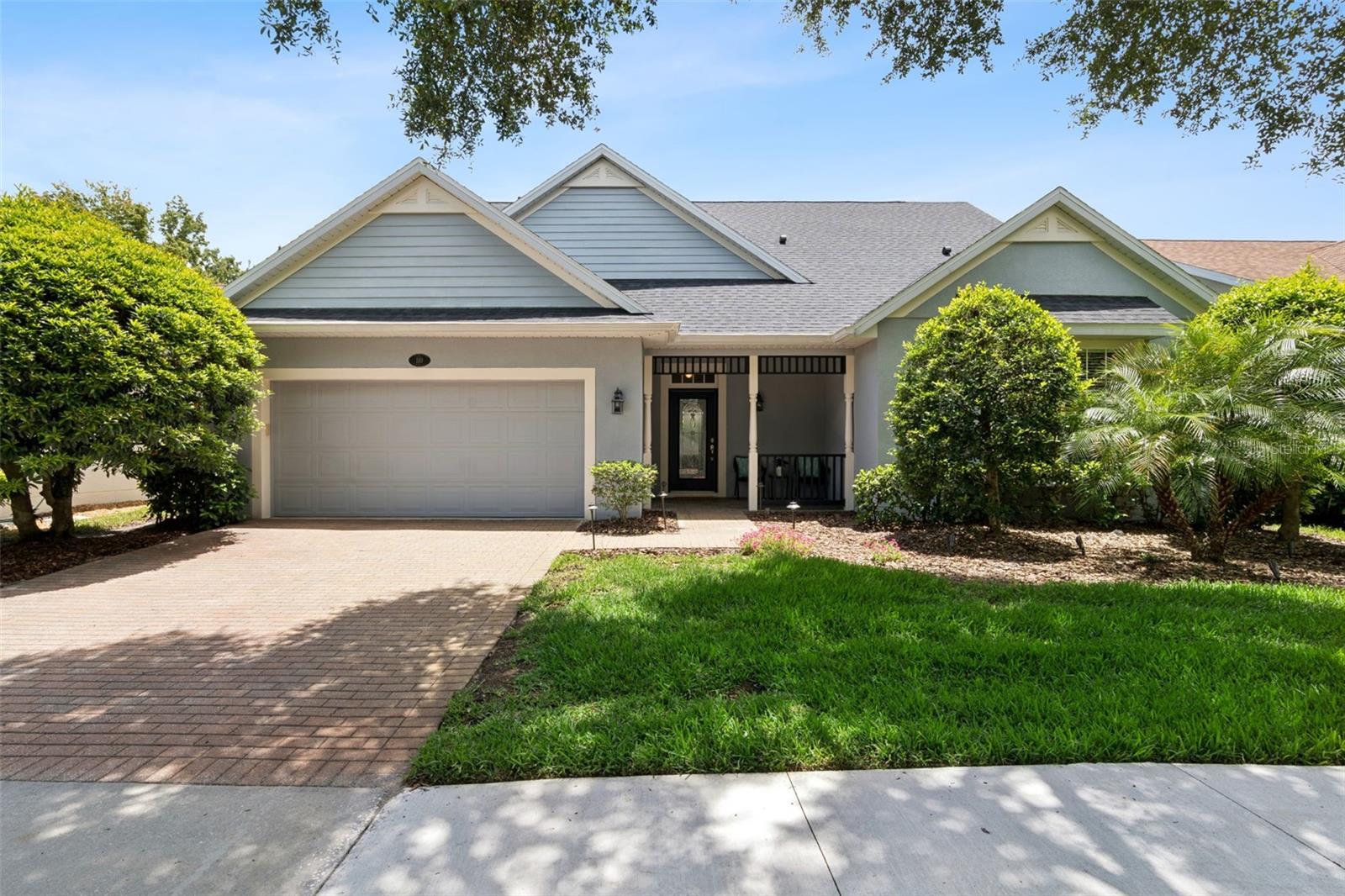 Single Family Residence in DELAND, FL - Daniel Dourado