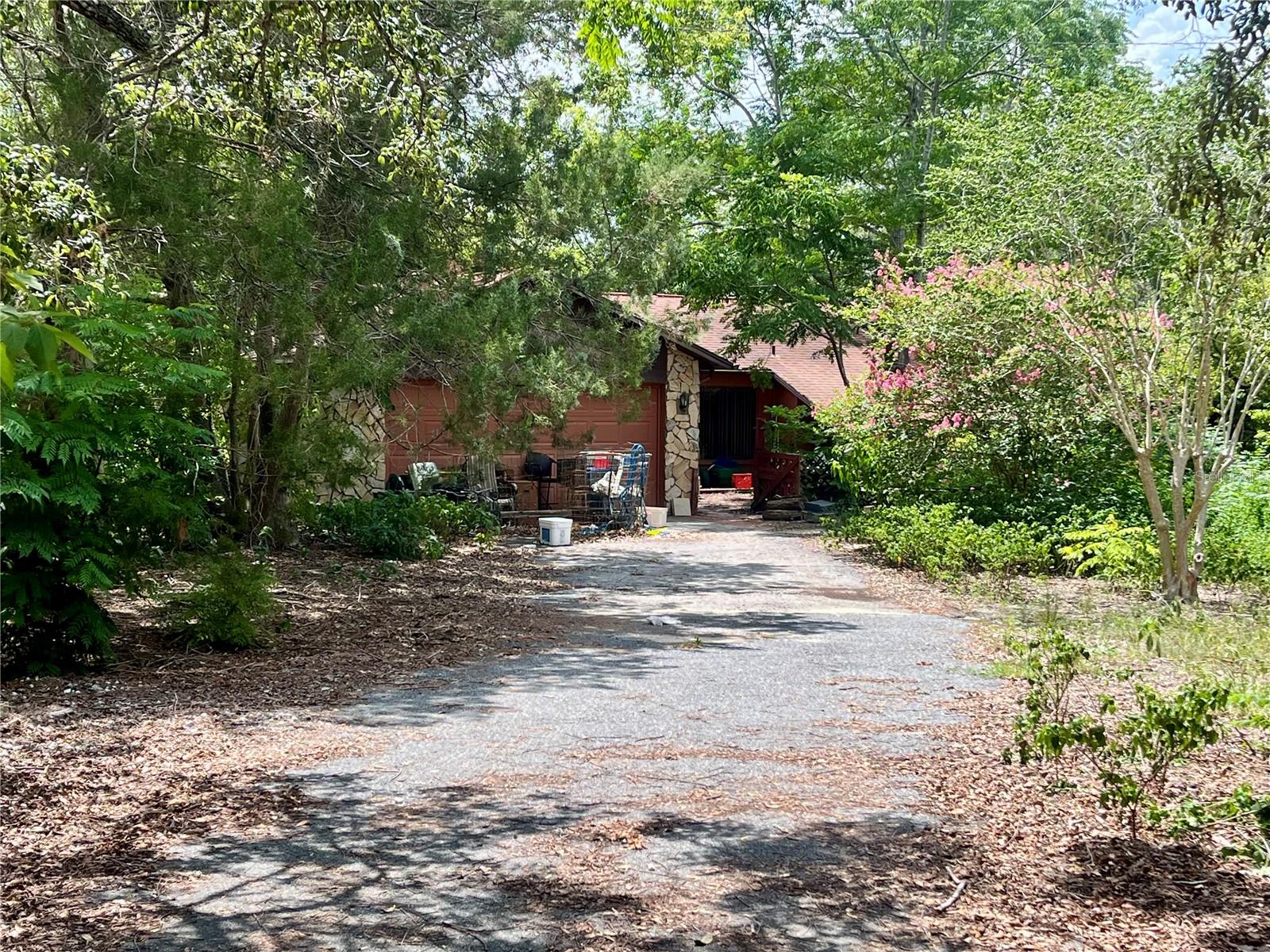 Single Family Residence in BROOKSVILLE, FL - Daniel Dourado