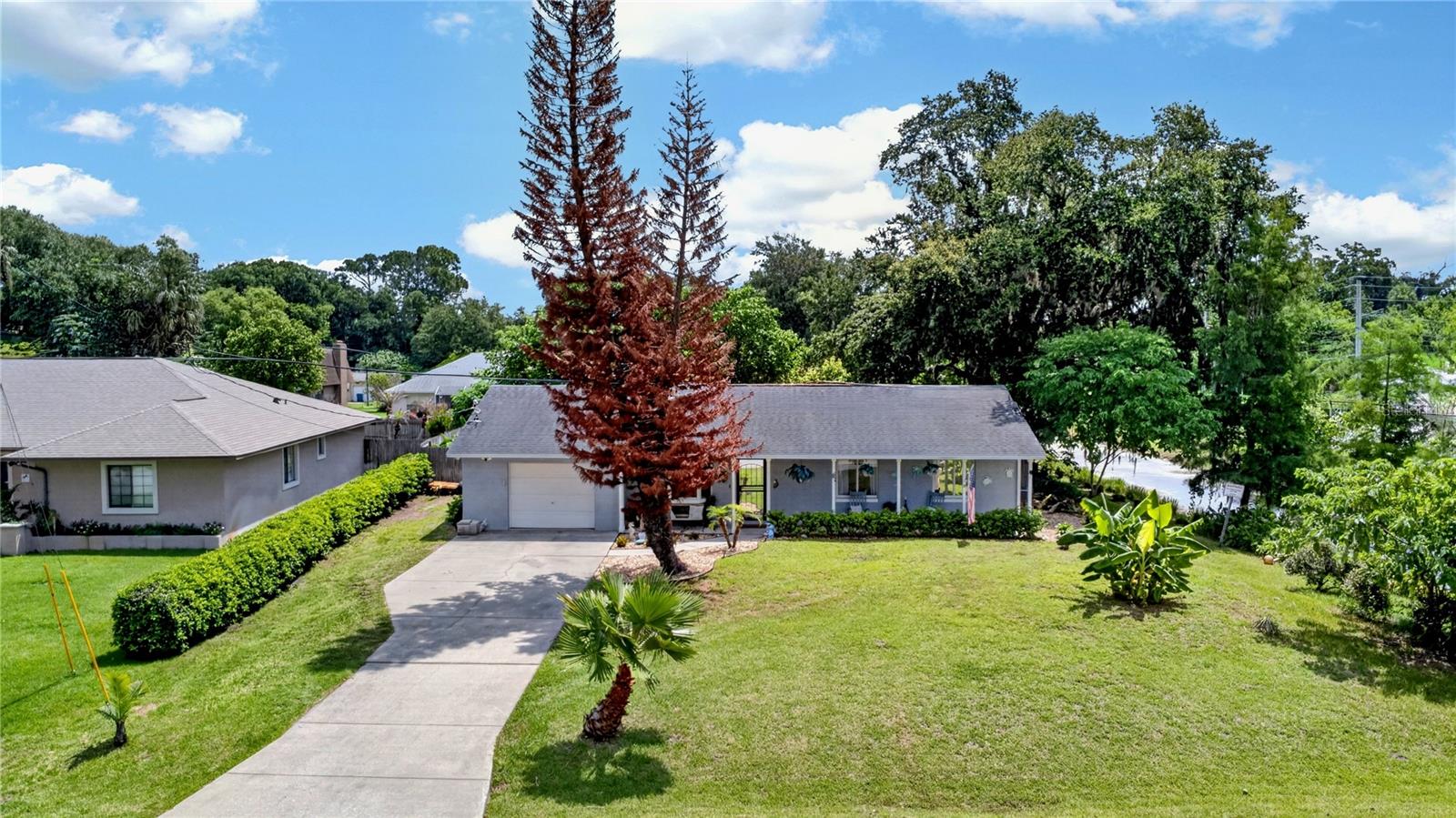 Single Family Residence in DAYTONA BEACH, FL - Daniel Dourado