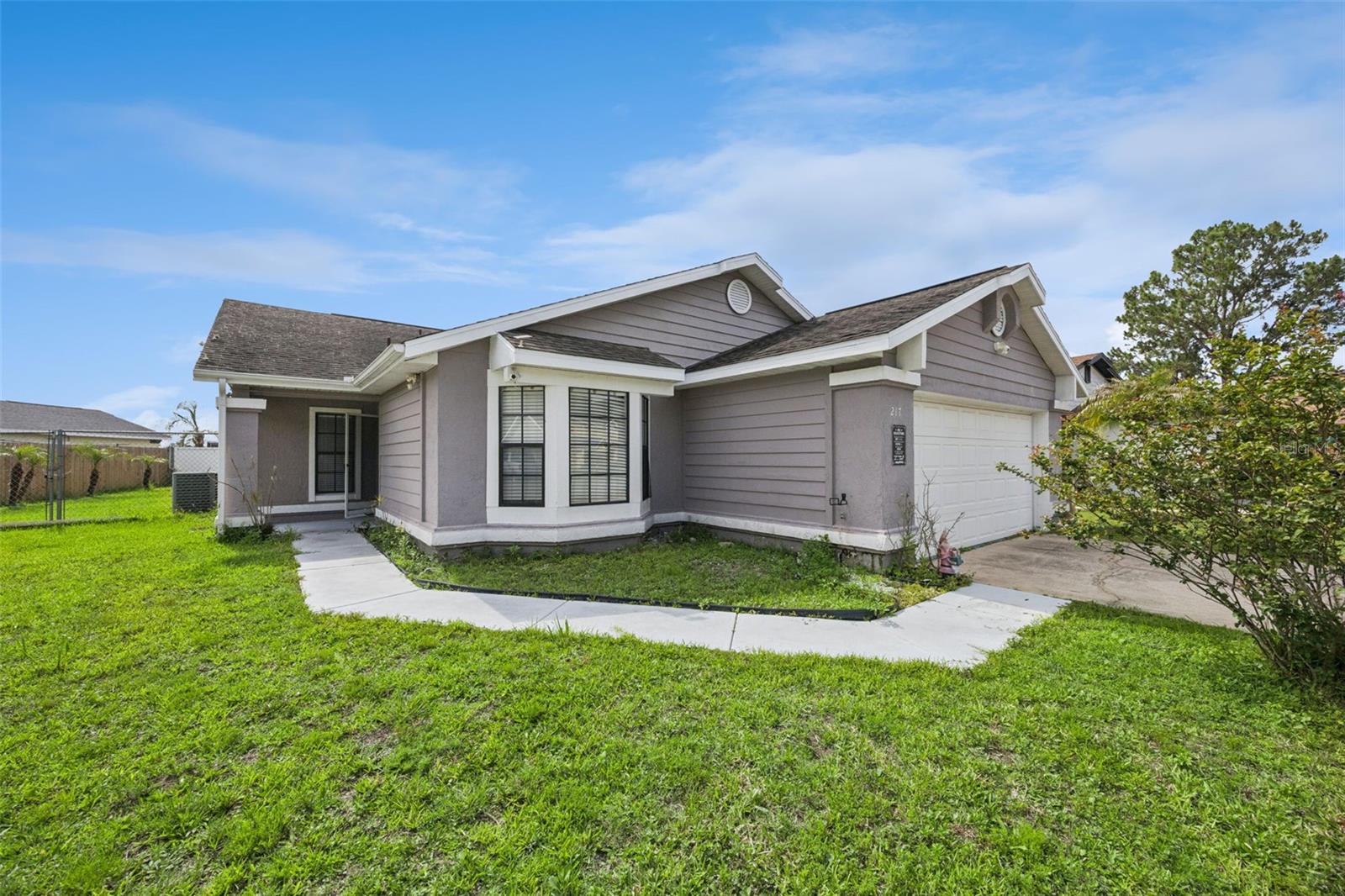 Single Family Residence em KISSIMMEE, FL - Daniel Dourado