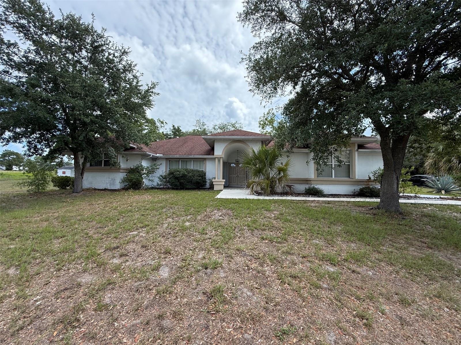 Single Family Residence in SPRING HILL, FL - Daniel Dourado