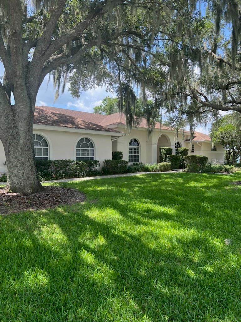 Single Family Residence in MULBERRY, FL - Daniel Dourado