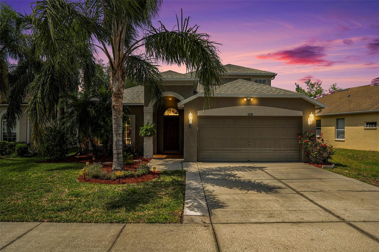 Single Family Residence in LAND O LAKES, FL - Daniel Dourado