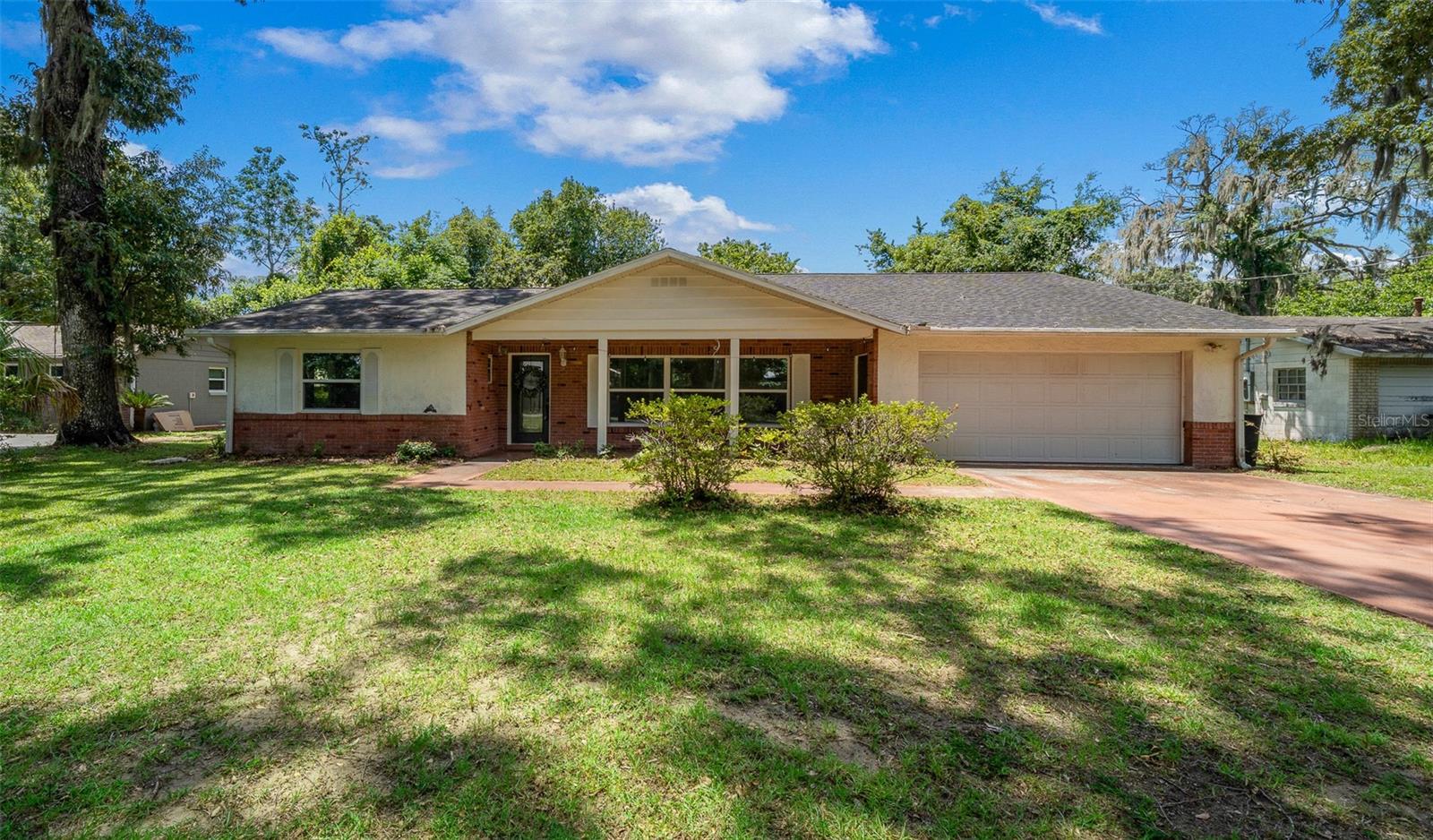 Single Family Residence in OCALA, FL - Daniel Dourado