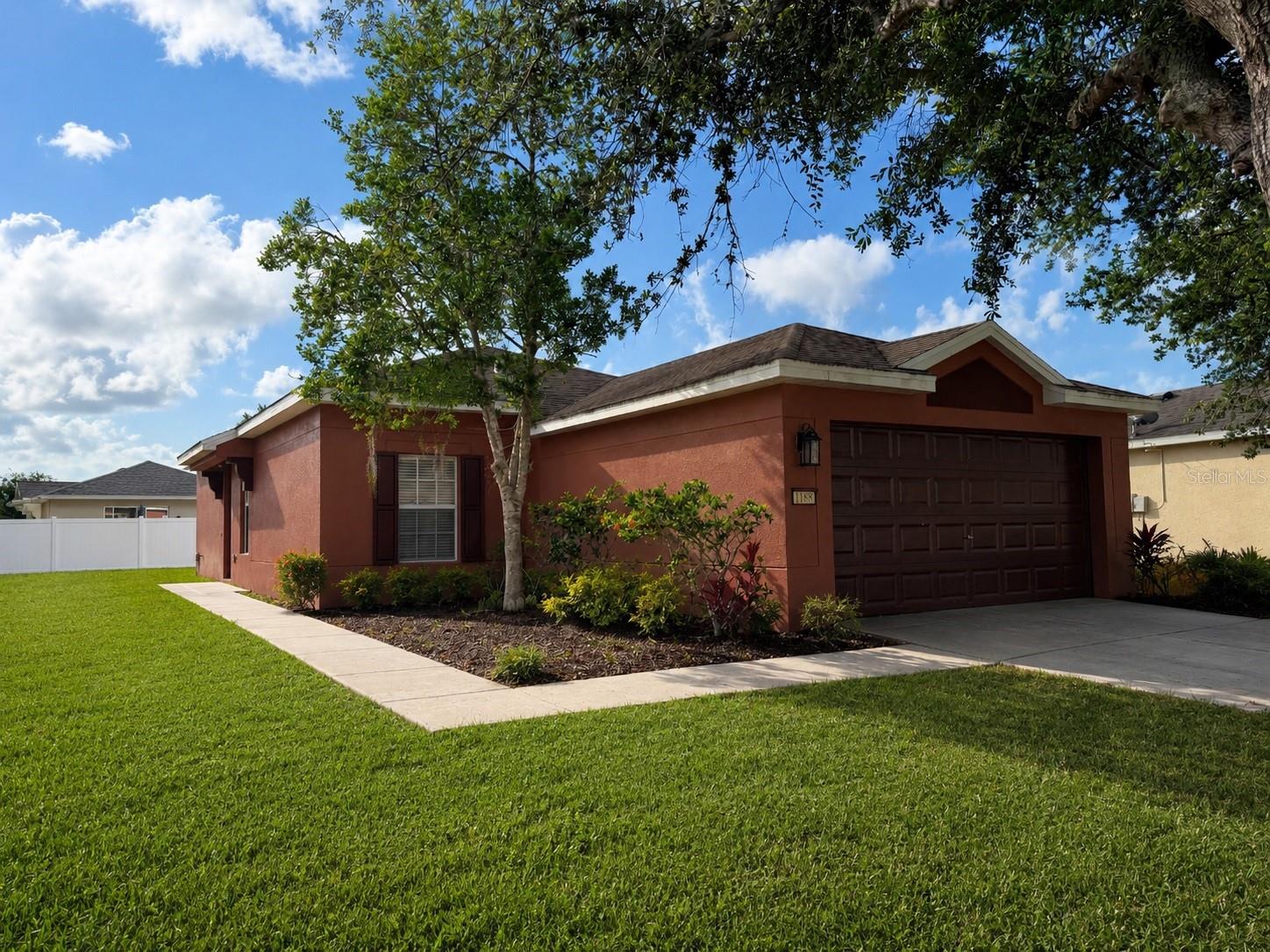 Single Family Residence in BROOKSVILLE, FL - Daniel Dourado