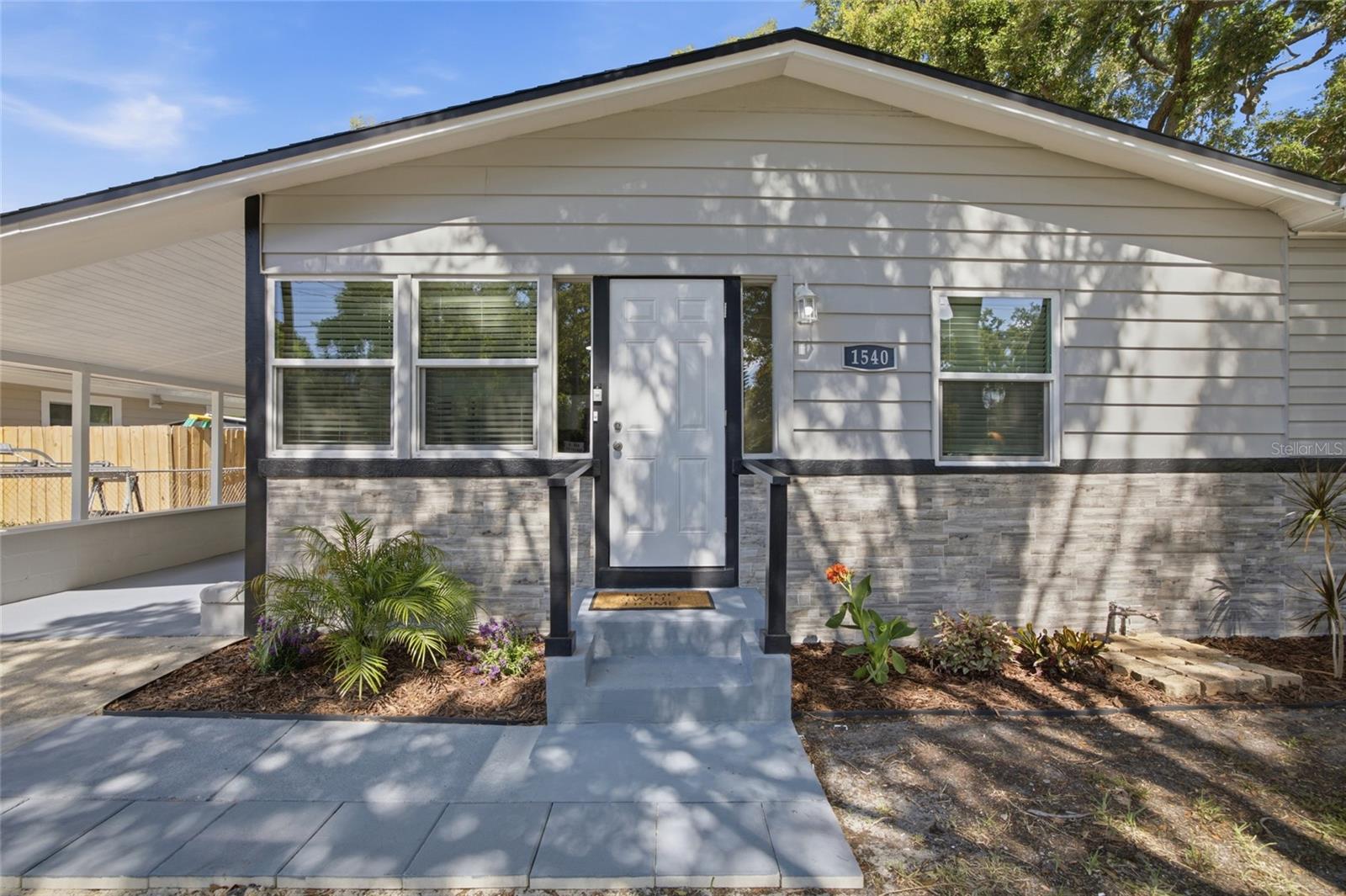 Single Family Residence em CLEARWATER, FL - Daniel Dourado