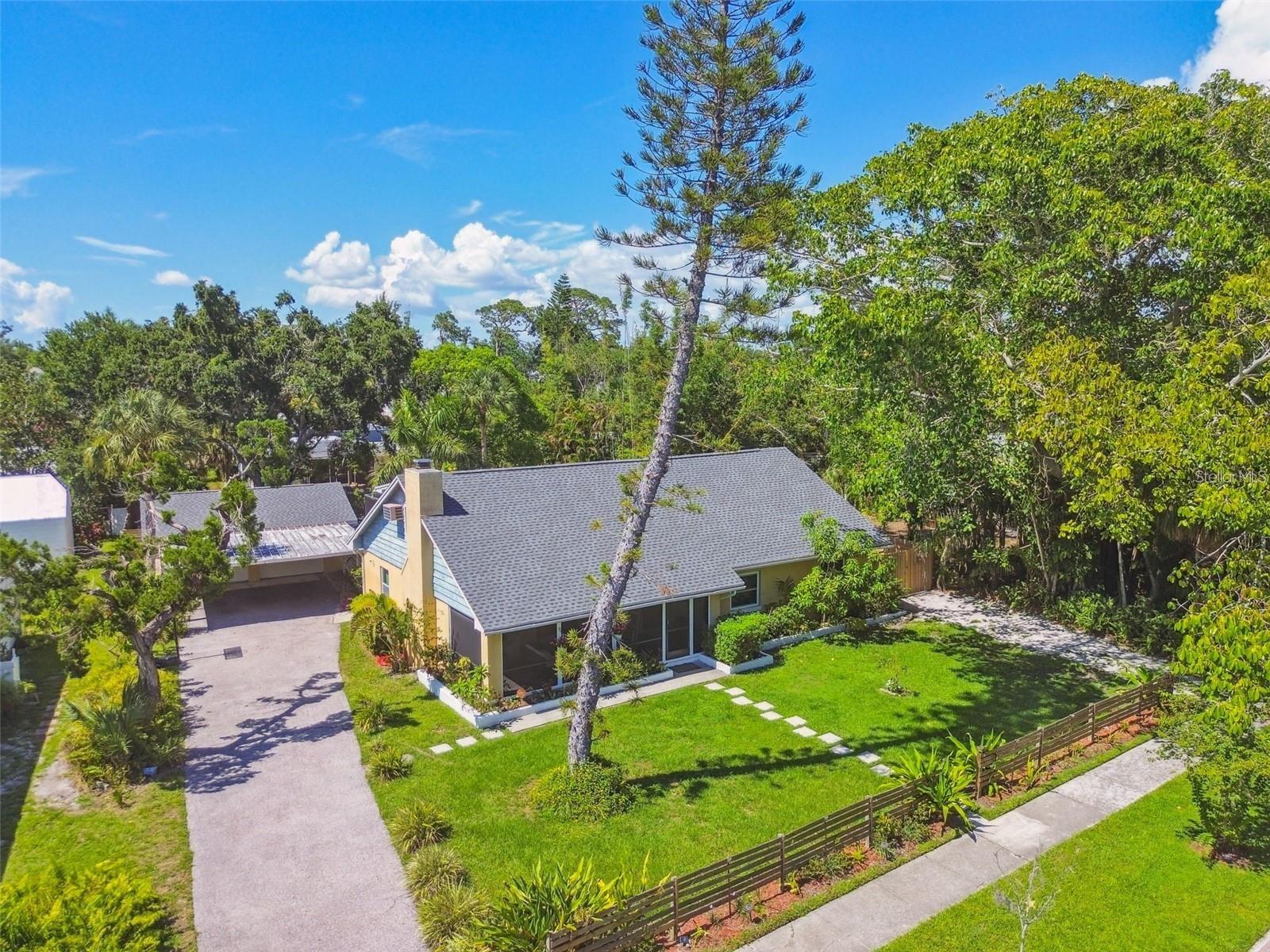 Single Family Residence em SARASOTA, FL - Daniel Dourado