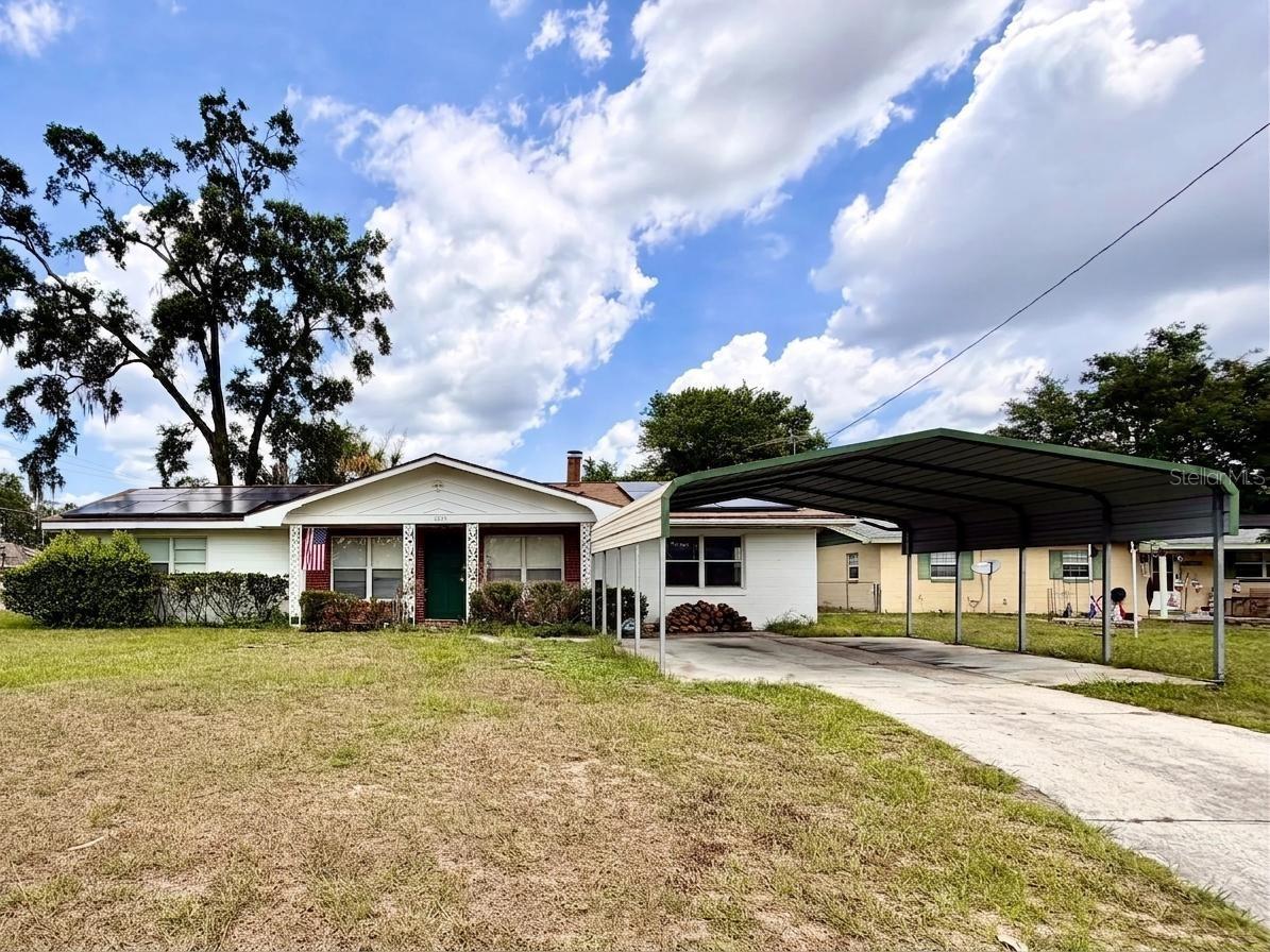 Single Family Residence em BELLEVIEW, FL - Daniel Dourado