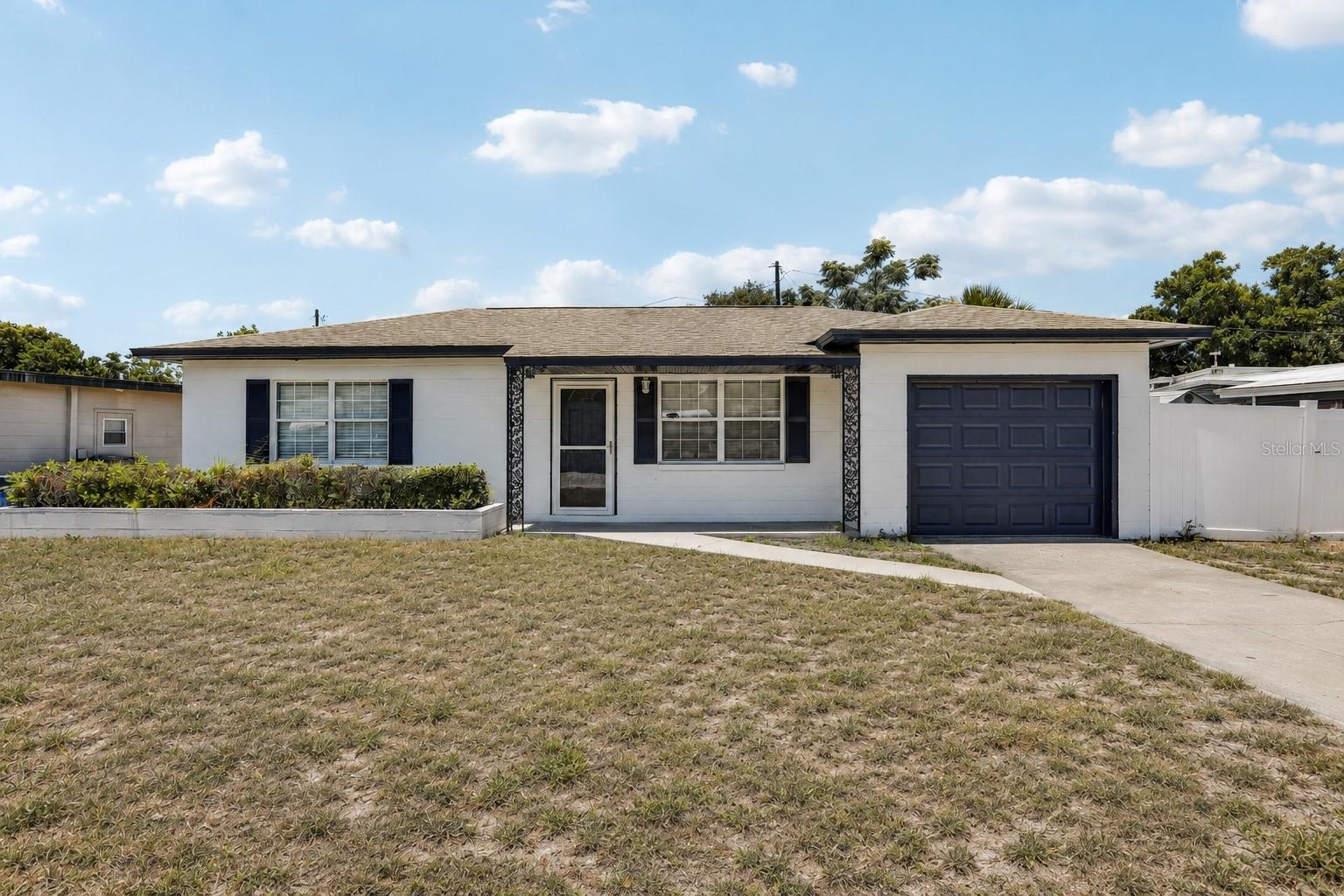 Single Family Residence em CLEARWATER, FL - Daniel Dourado