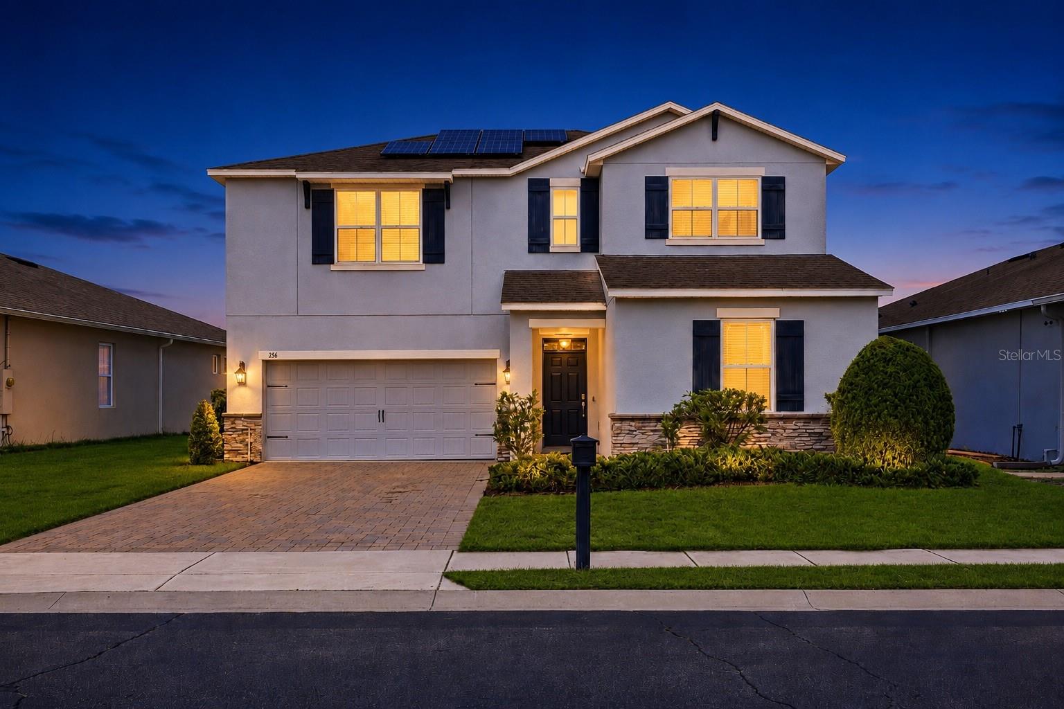 Single Family Residence in DAVENPORT, FL - Daniel Dourado