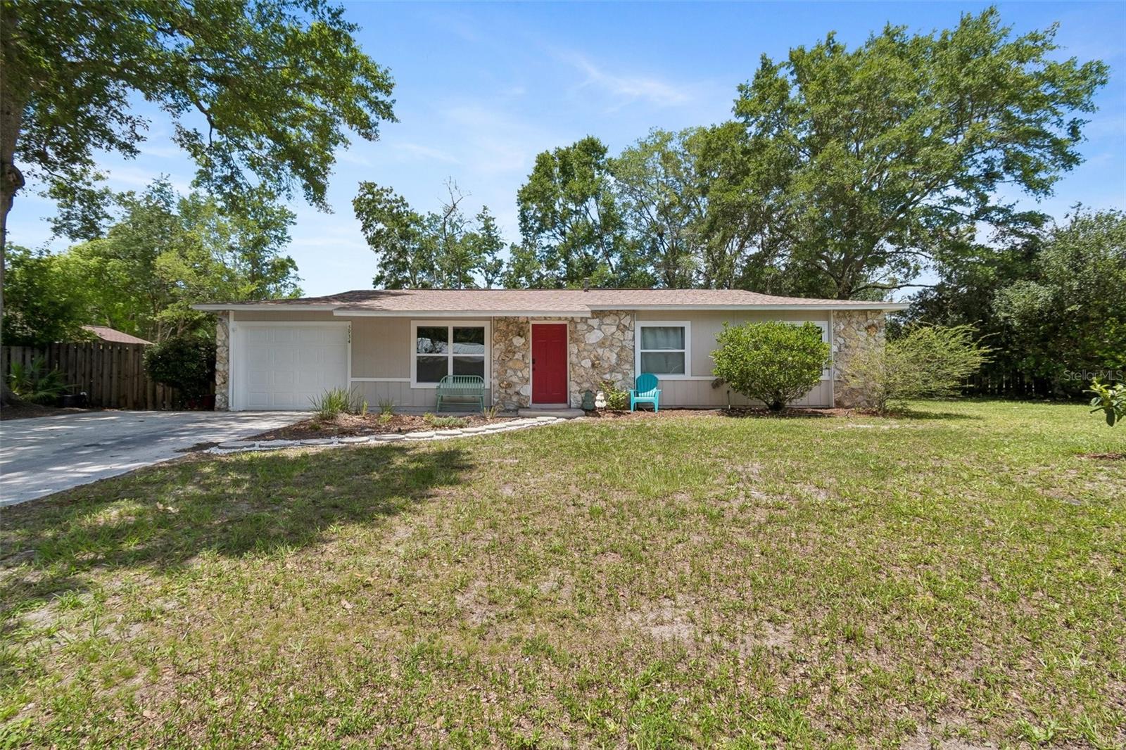 Single Family Residence in GAINESVILLE, FL - Daniel Dourado