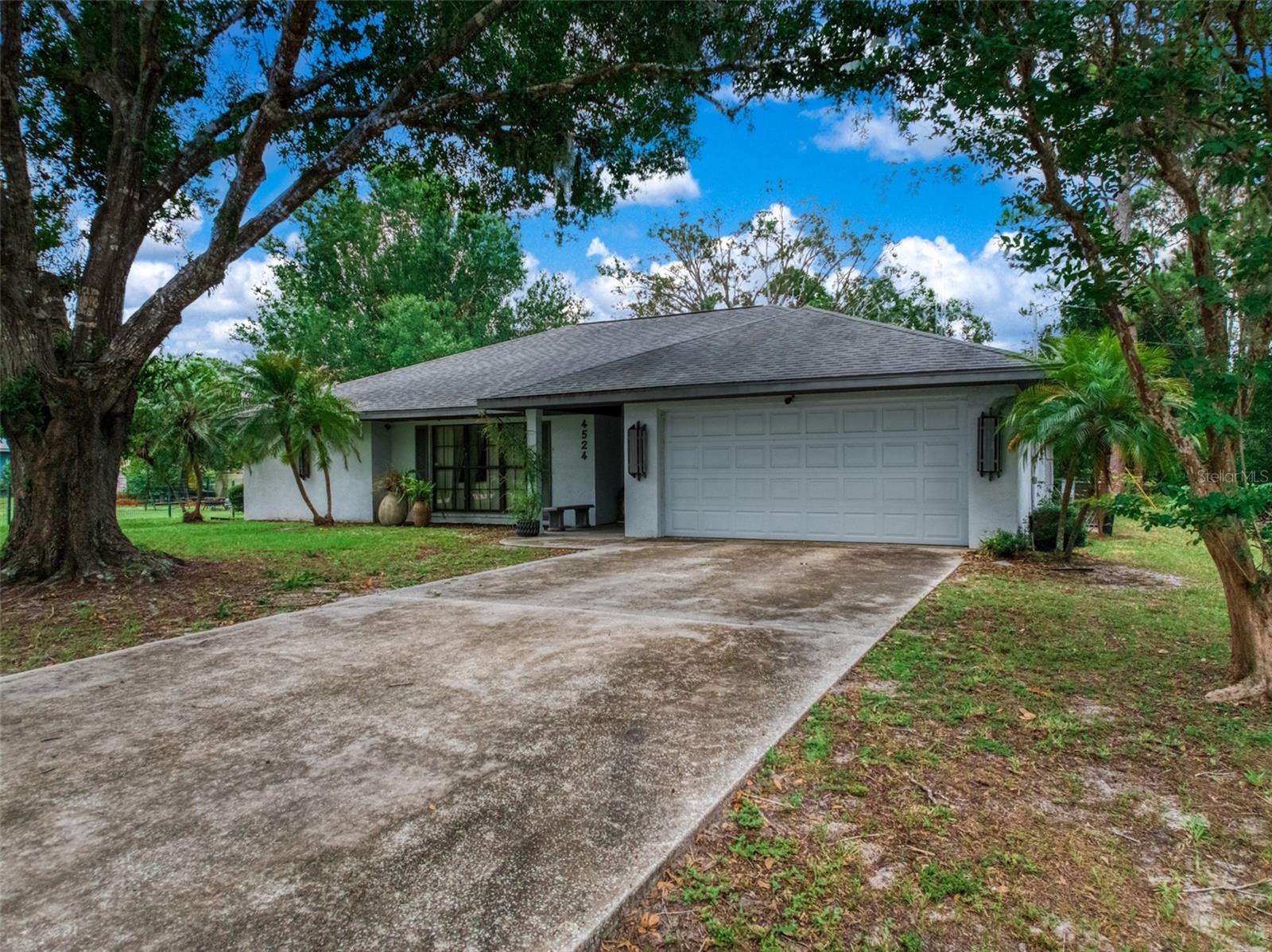 Single Family Residence in SEBRING, FL - Daniel Dourado