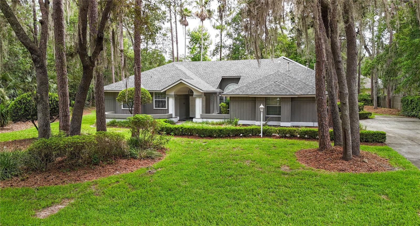 Single Family Residence in GAINESVILLE, FL - Daniel Dourado