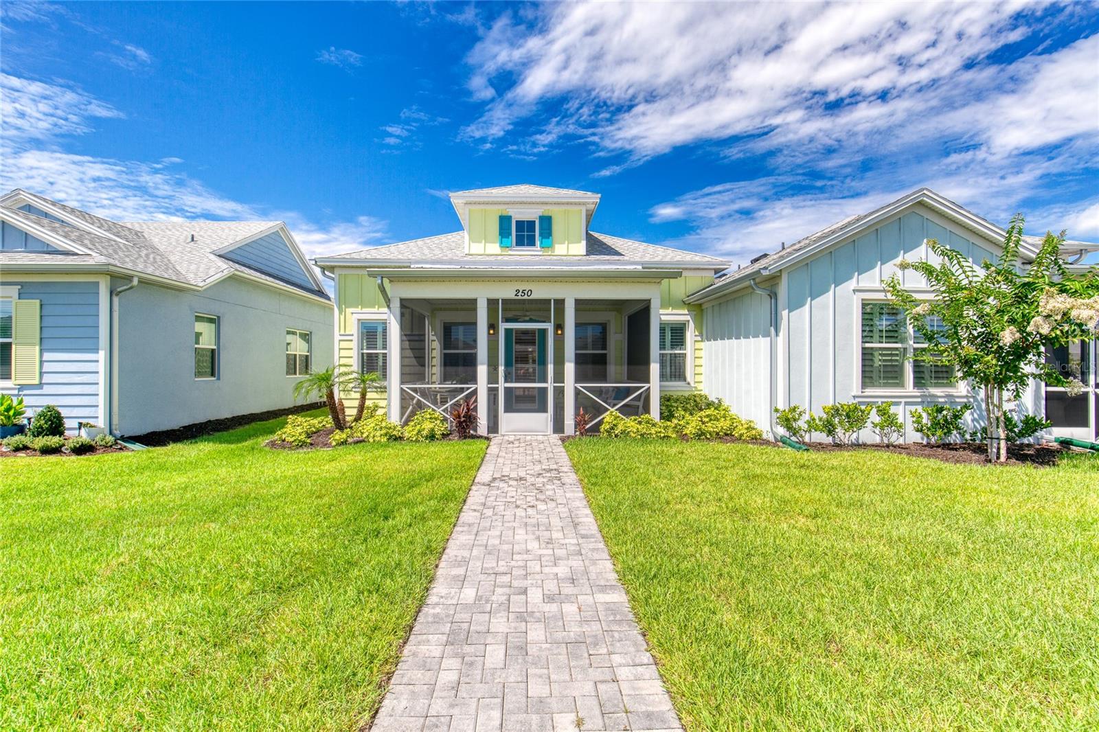Single Family Residence in DAYTONA BEACH, FL - Daniel Dourado