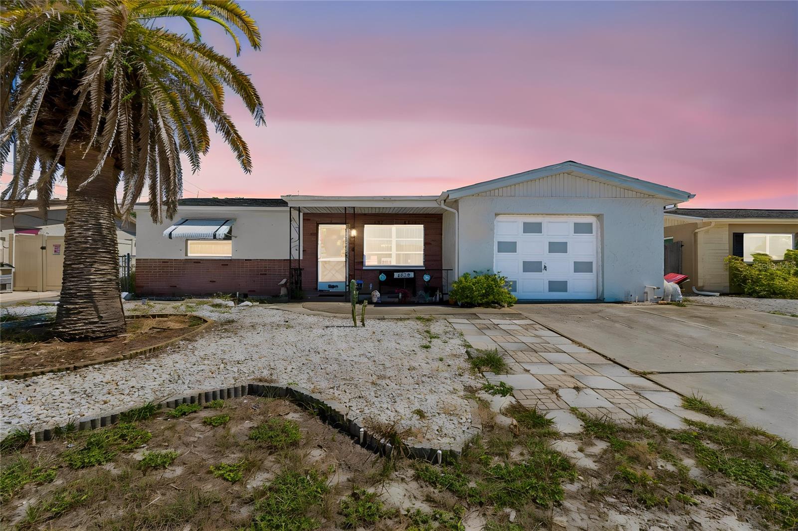 Single Family Residence em PORT RICHEY, FL - Daniel Dourado