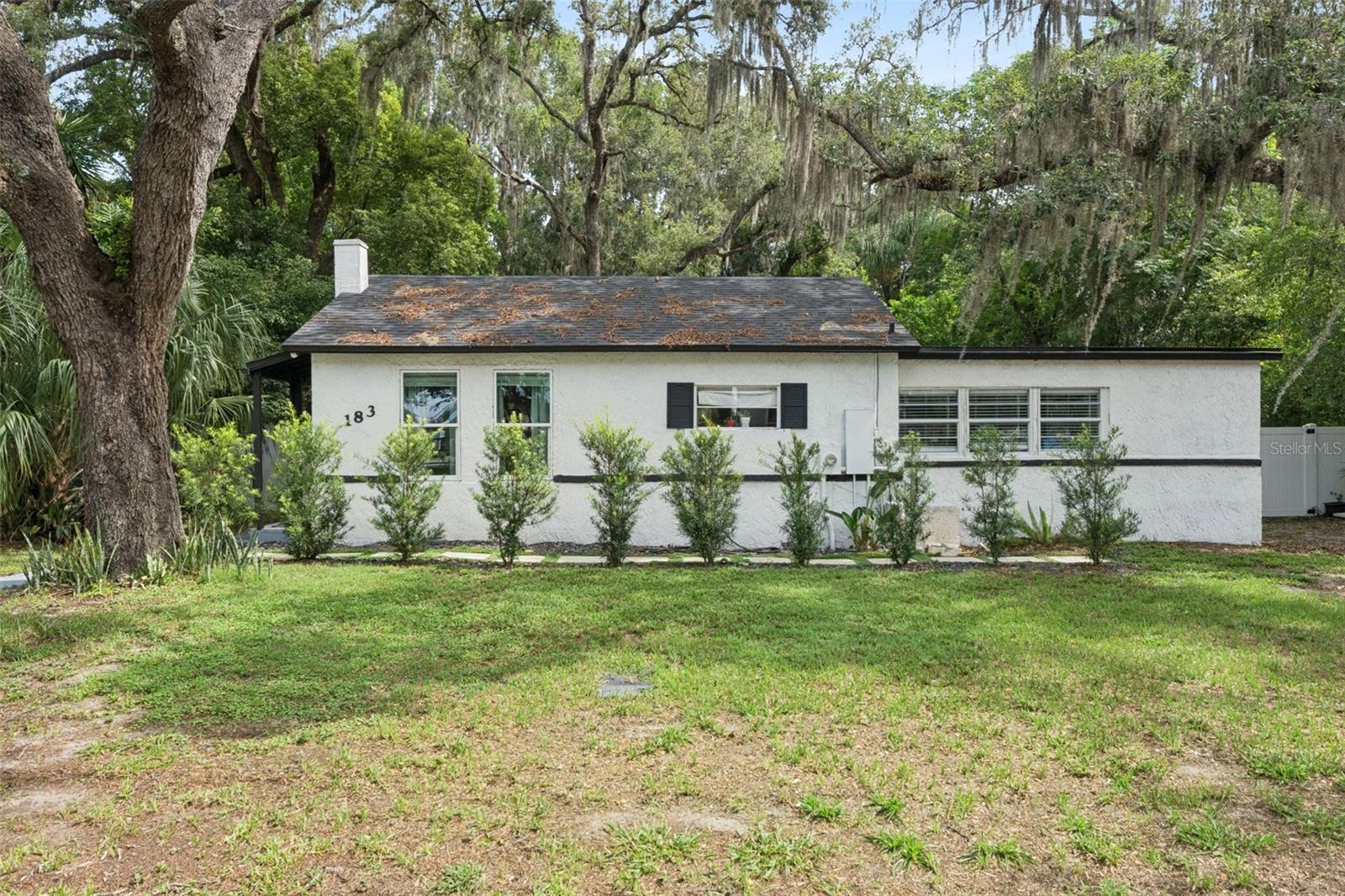 Single Family Residence in LONGWOOD, FL - Daniel Dourado