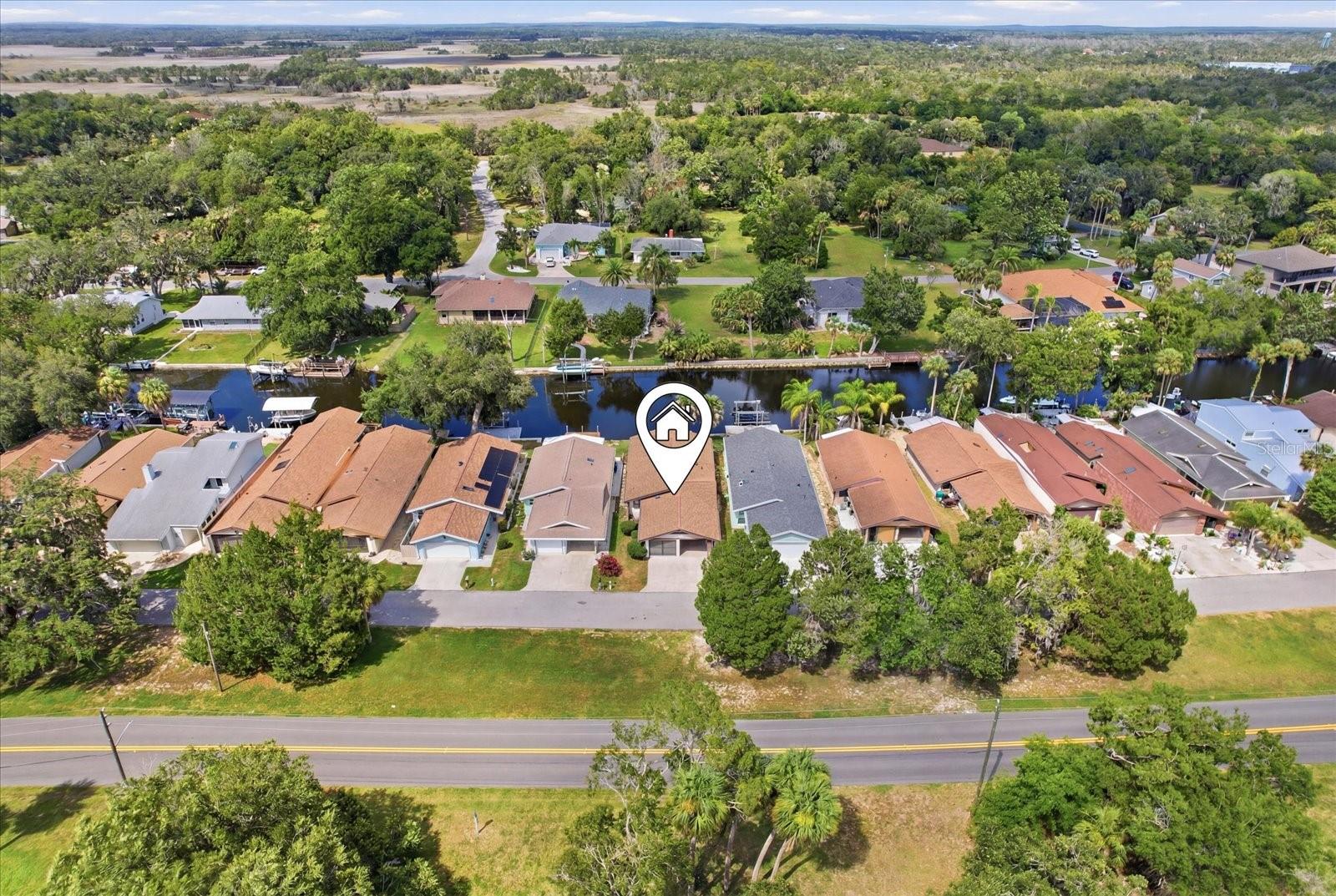 Single Family Residence in HOMOSASSA, FL - Daniel Dourado