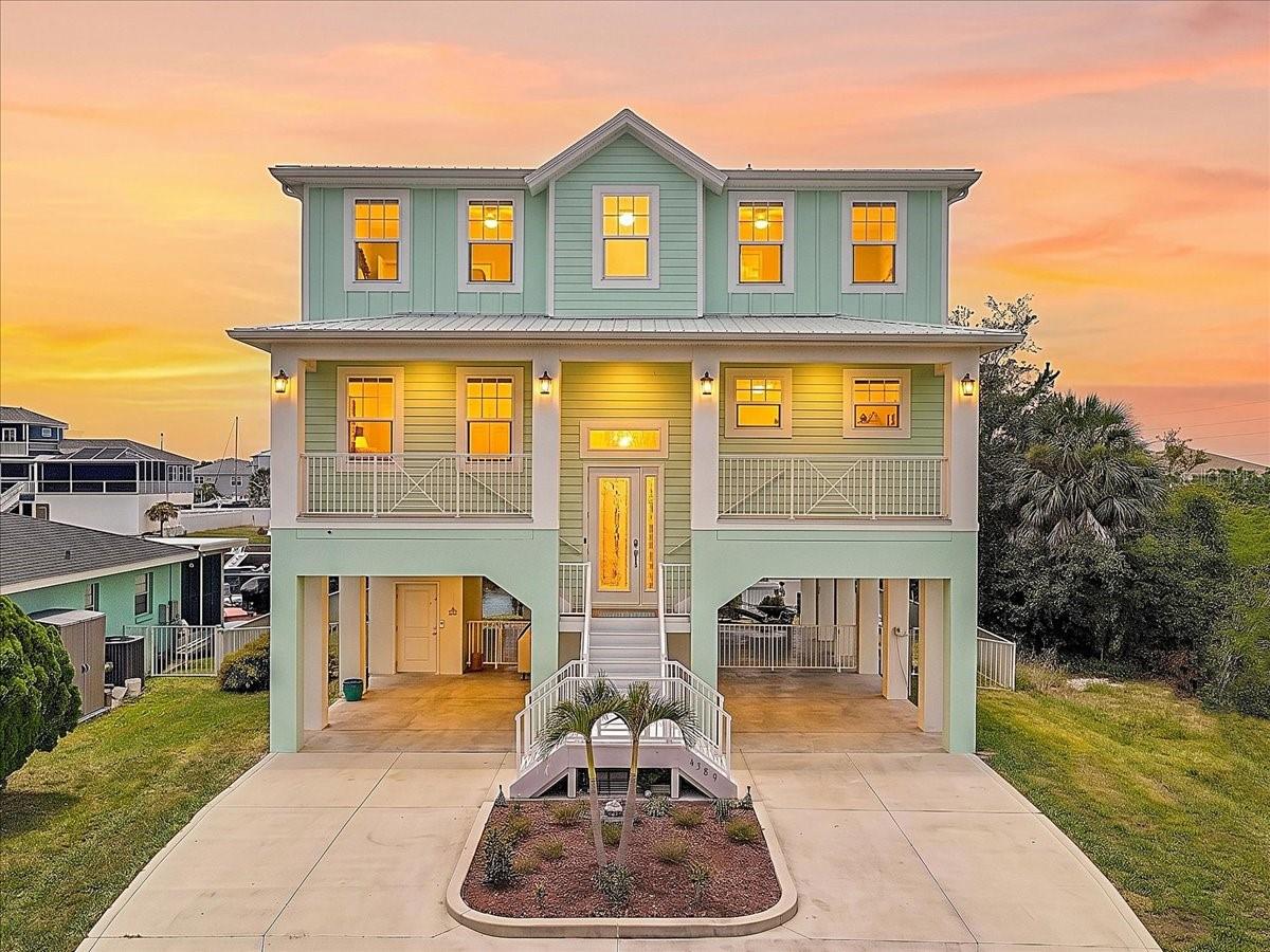 Single Family Residence em HERNANDO BEACH, FL - Daniel Dourado