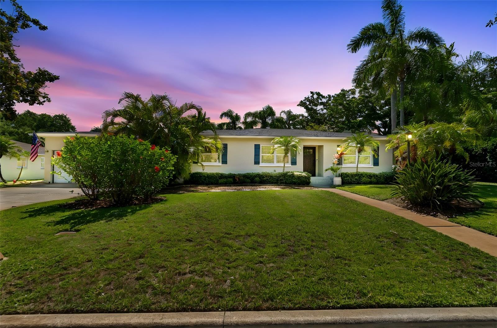 Single Family Residence em BELLEAIR, FL - Daniel Dourado
