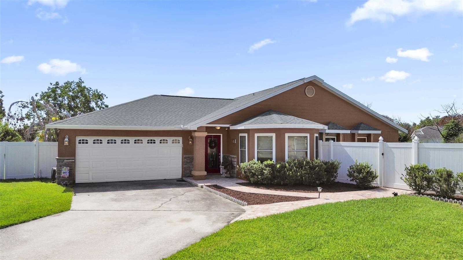 Single Family Residence em KISSIMMEE, FL - Daniel Dourado