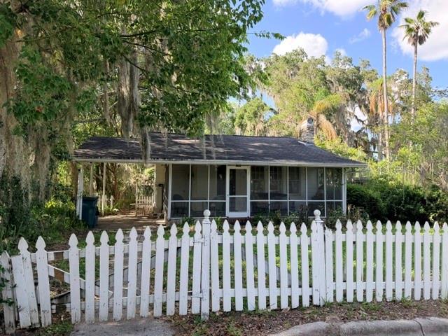 Single Family Residence in OCALA, FL - Daniel Dourado