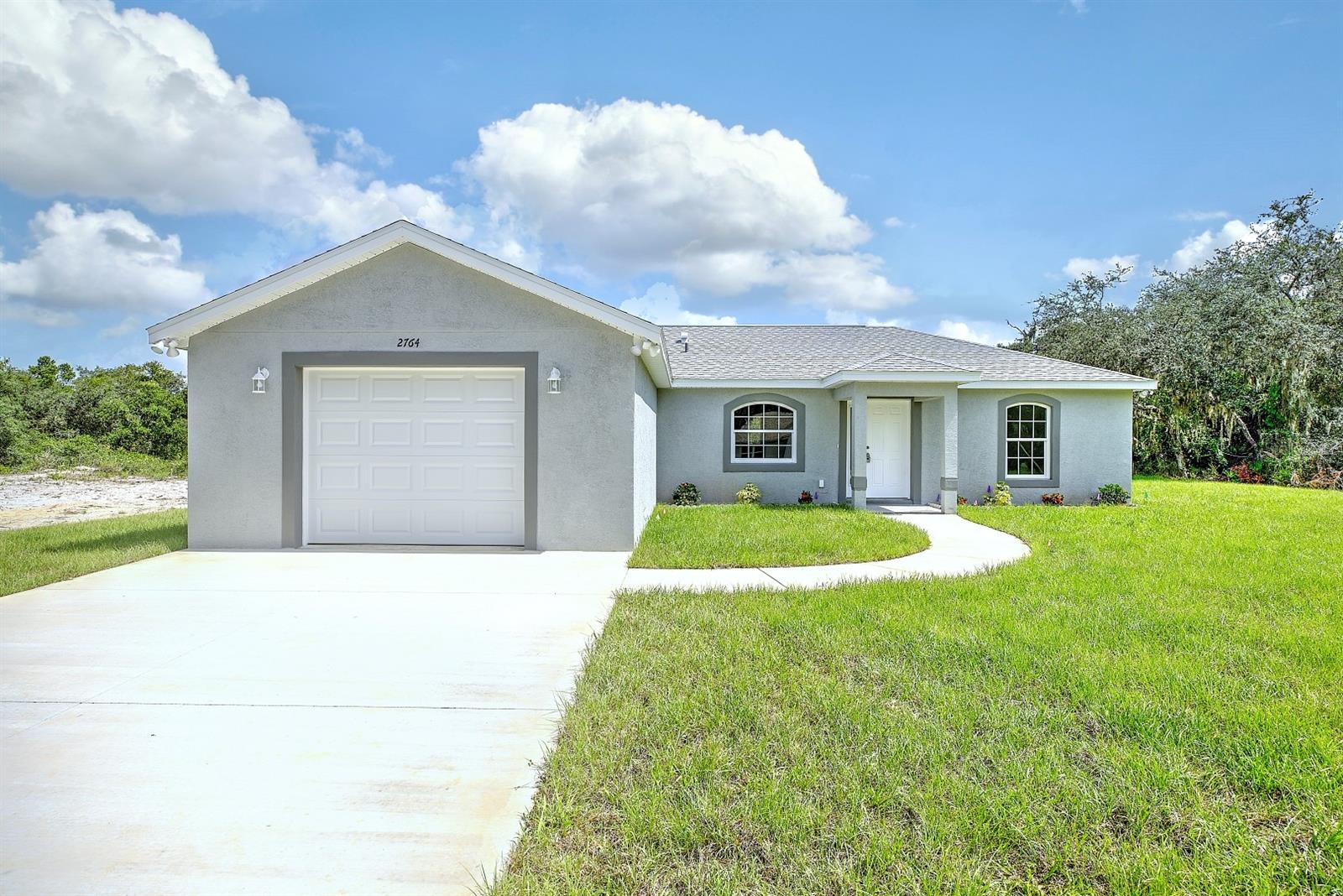 Single Family Residence em AVON PARK, FL - Daniel Dourado