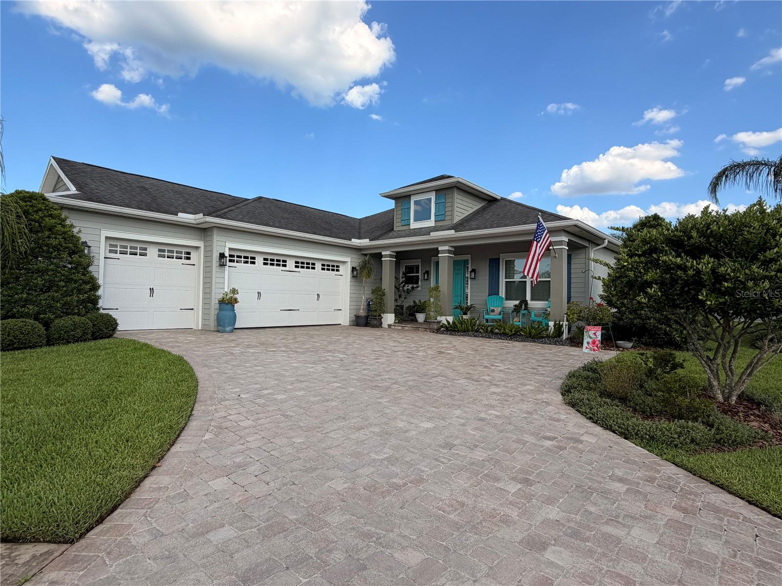 Single Family Residence in NEW SMYRNA BEACH, FL - Daniel Dourado