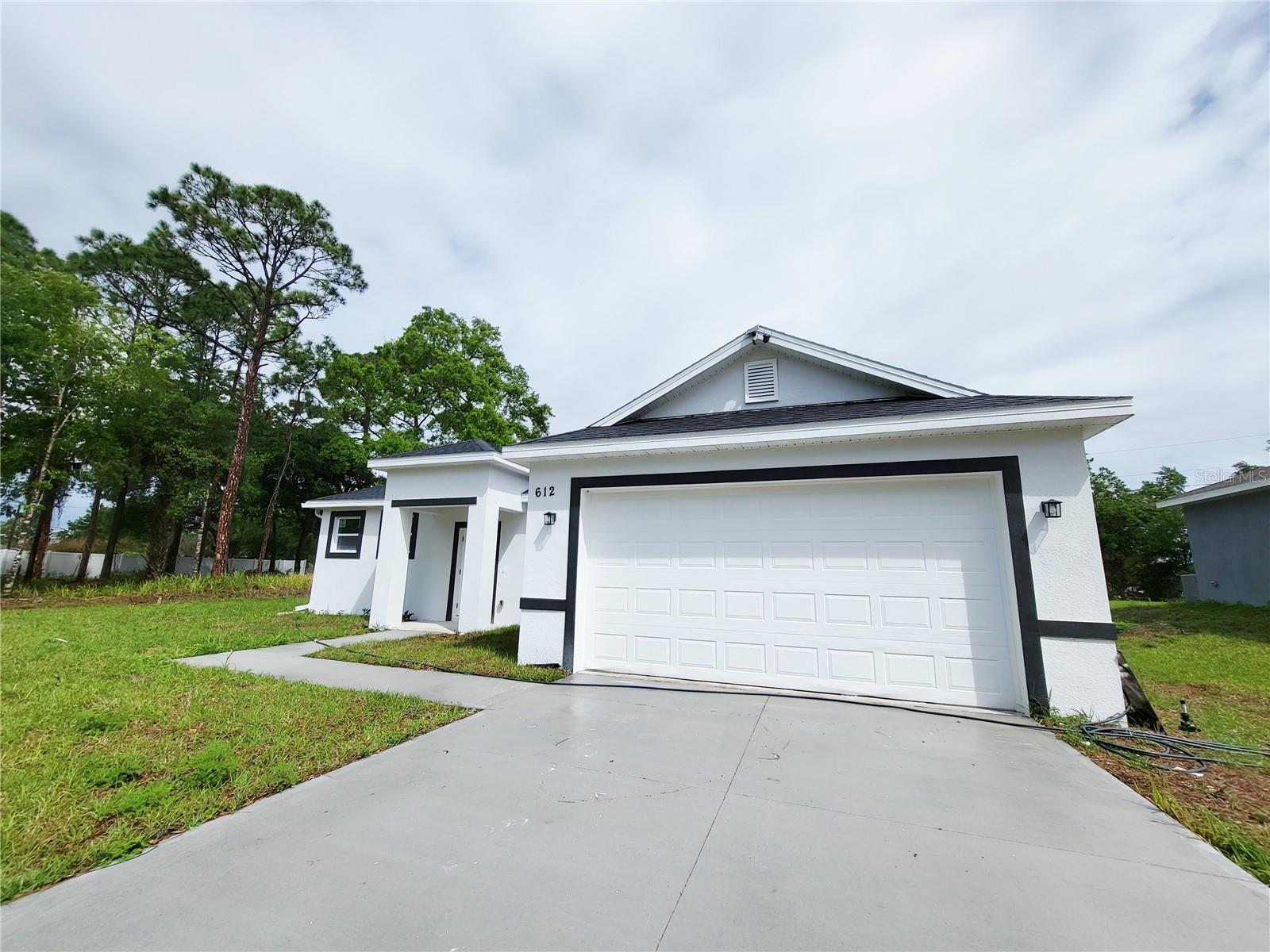 Single Family Residence em PALM BAY, FL - Daniel Dourado
