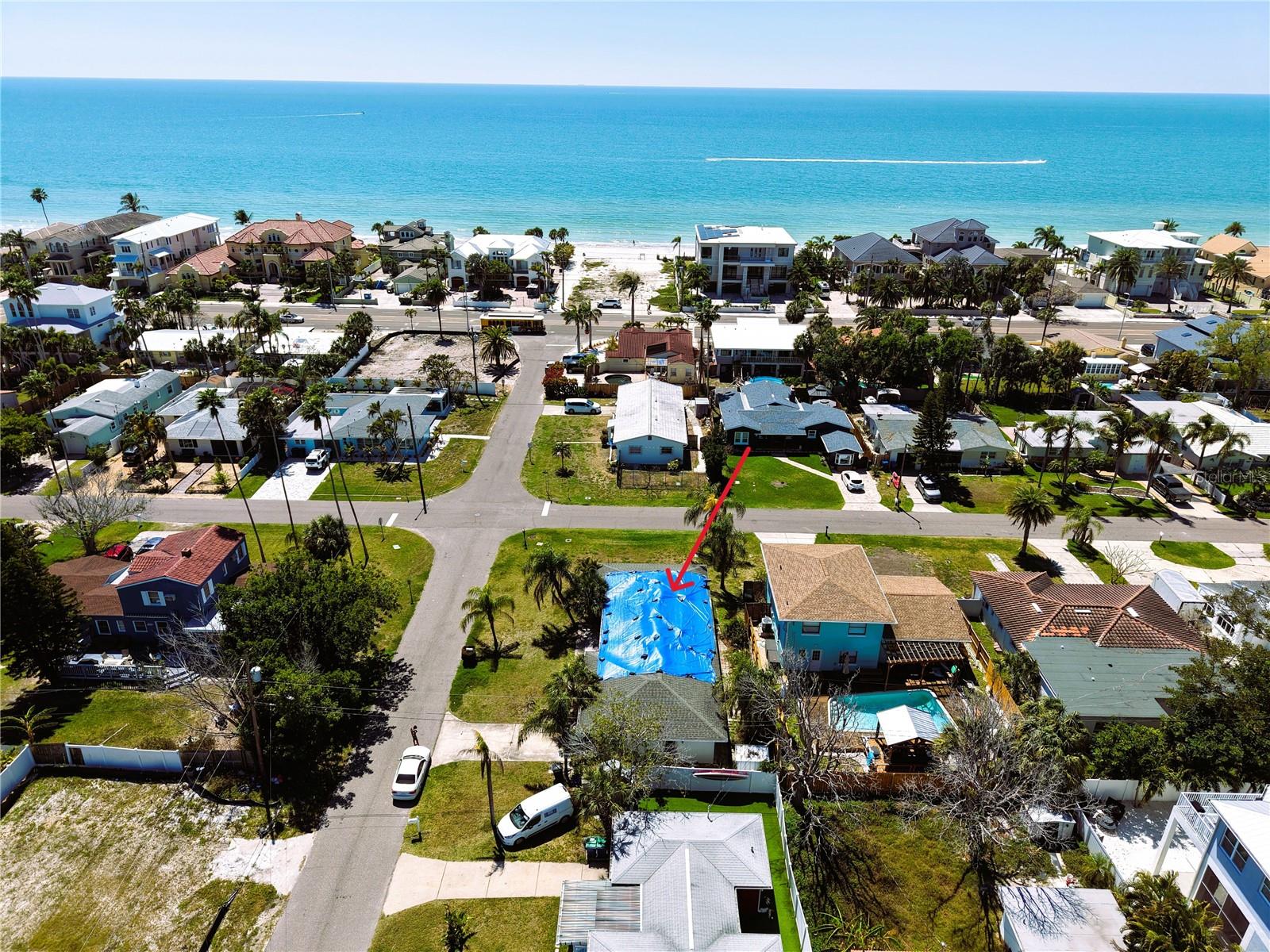 Single Family Residence em REDINGTON BEACH, FL - Daniel Dourado