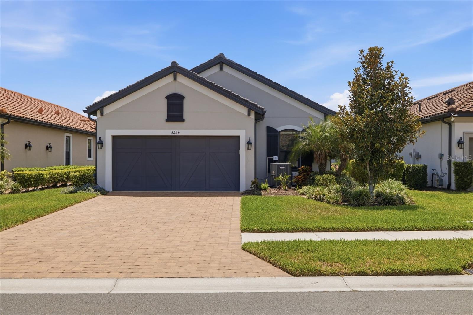 Single Family Residence em ODESSA, FL - Daniel Dourado