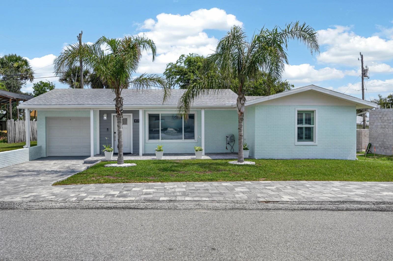 Single Family Residence in DAYTONA BEACH, FL - Daniel Dourado