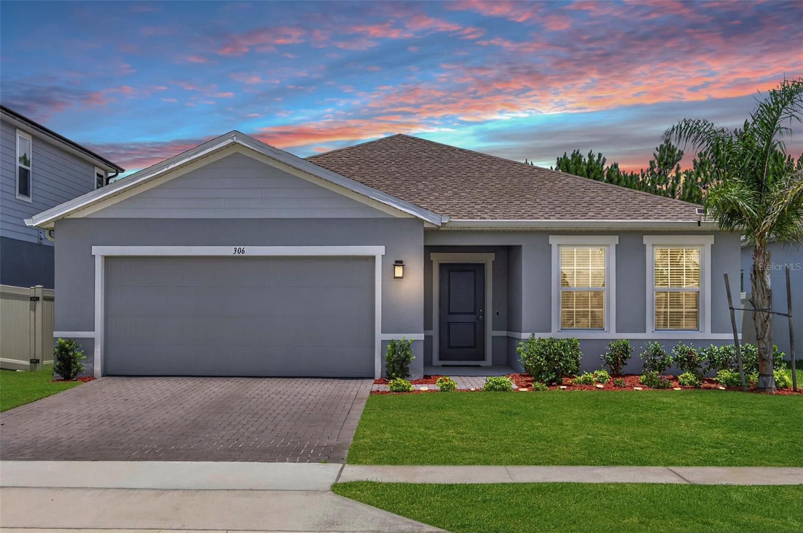 Single Family Residence in DAYTONA BEACH, FL - Daniel Dourado
