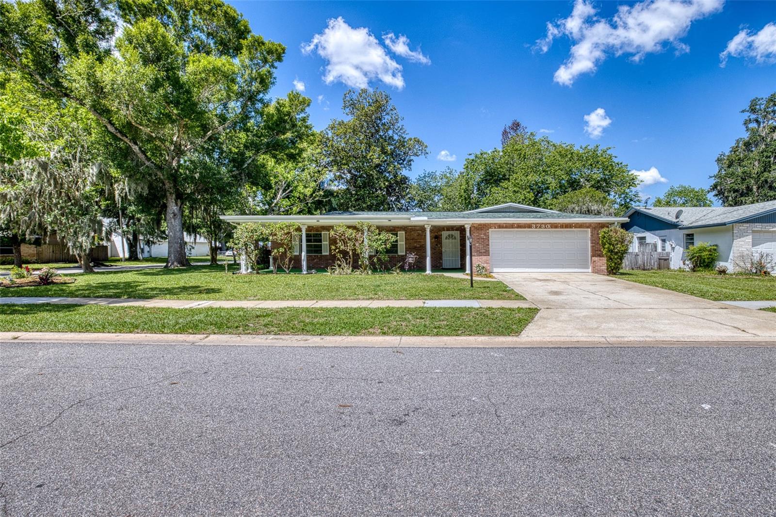 Single Family Residence em PORT ORANGE, FL - Daniel Dourado