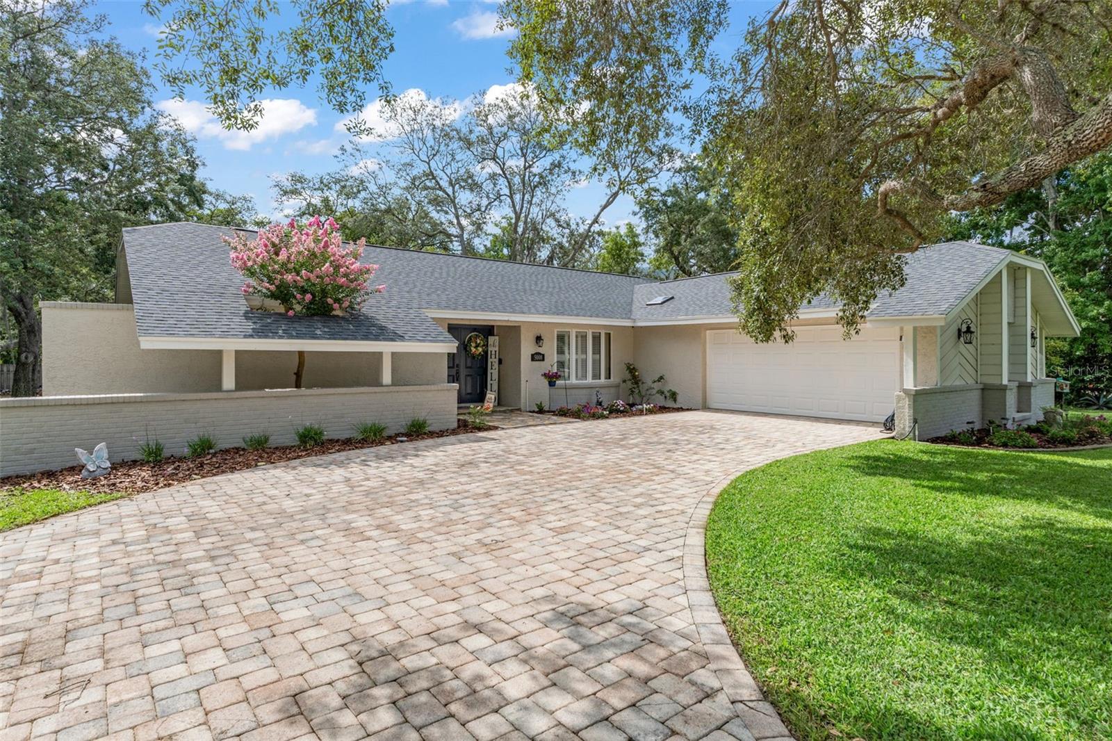 Single Family Residence in SPRING HILL, FL - Daniel Dourado