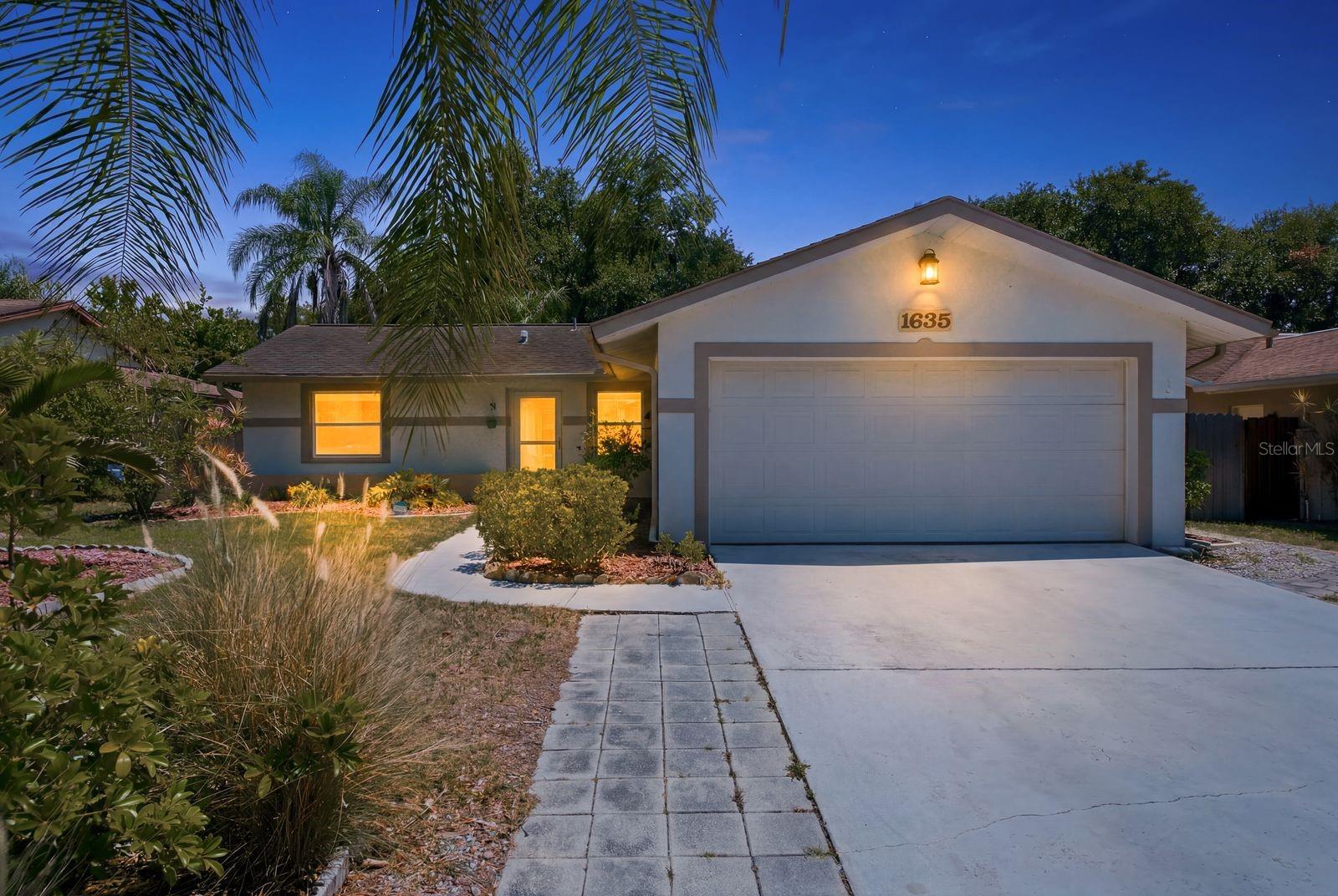 Single Family Residence em DUNEDIN, FL - Daniel Dourado