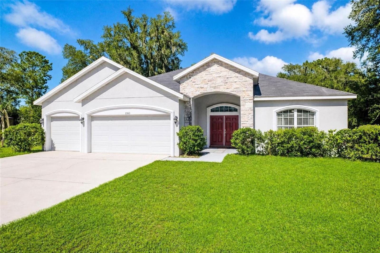 Single Family Residence in OCALA, FL - Daniel Dourado