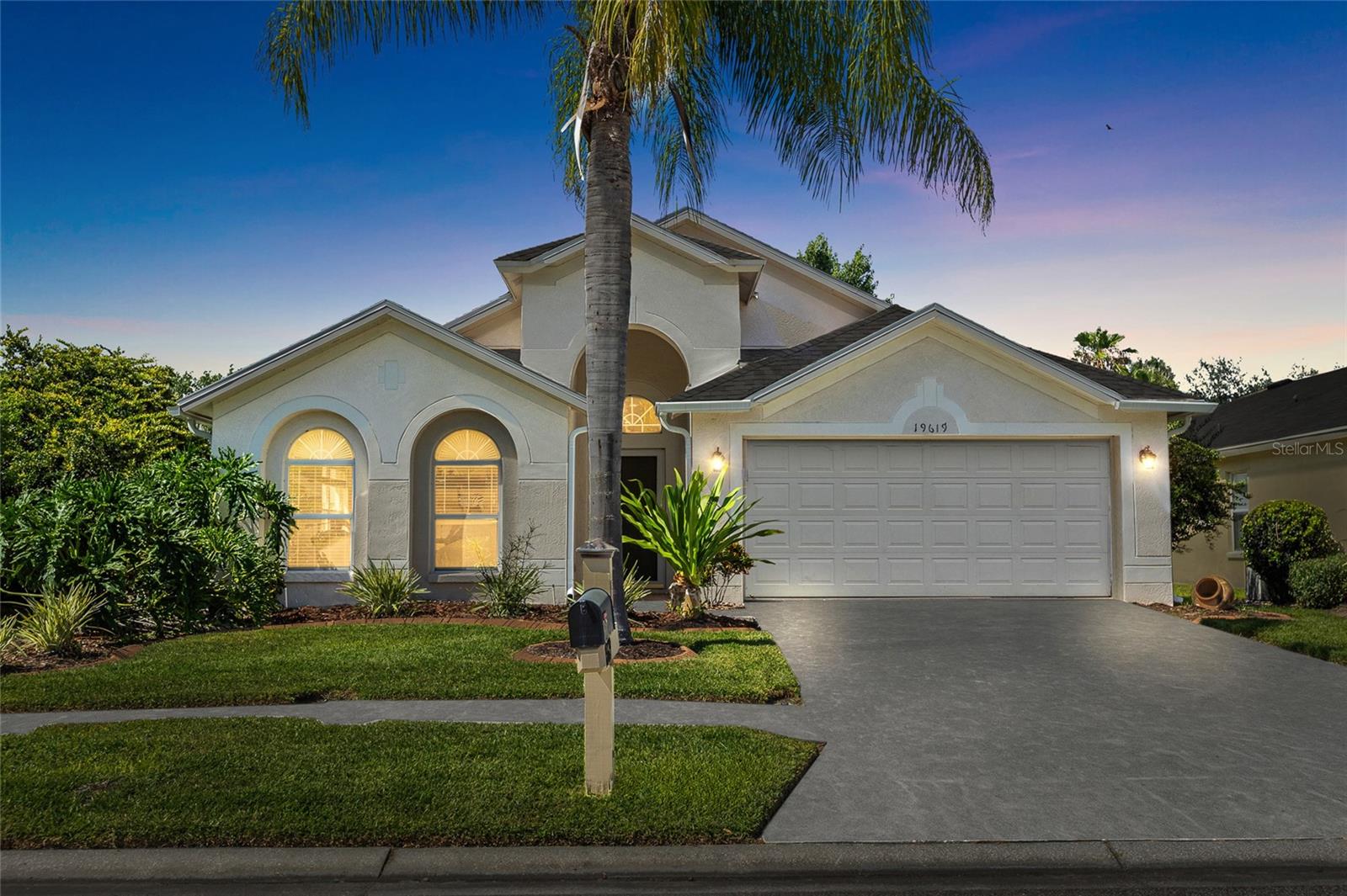 Single Family Residence em LAND O LAKES, FL - Daniel Dourado