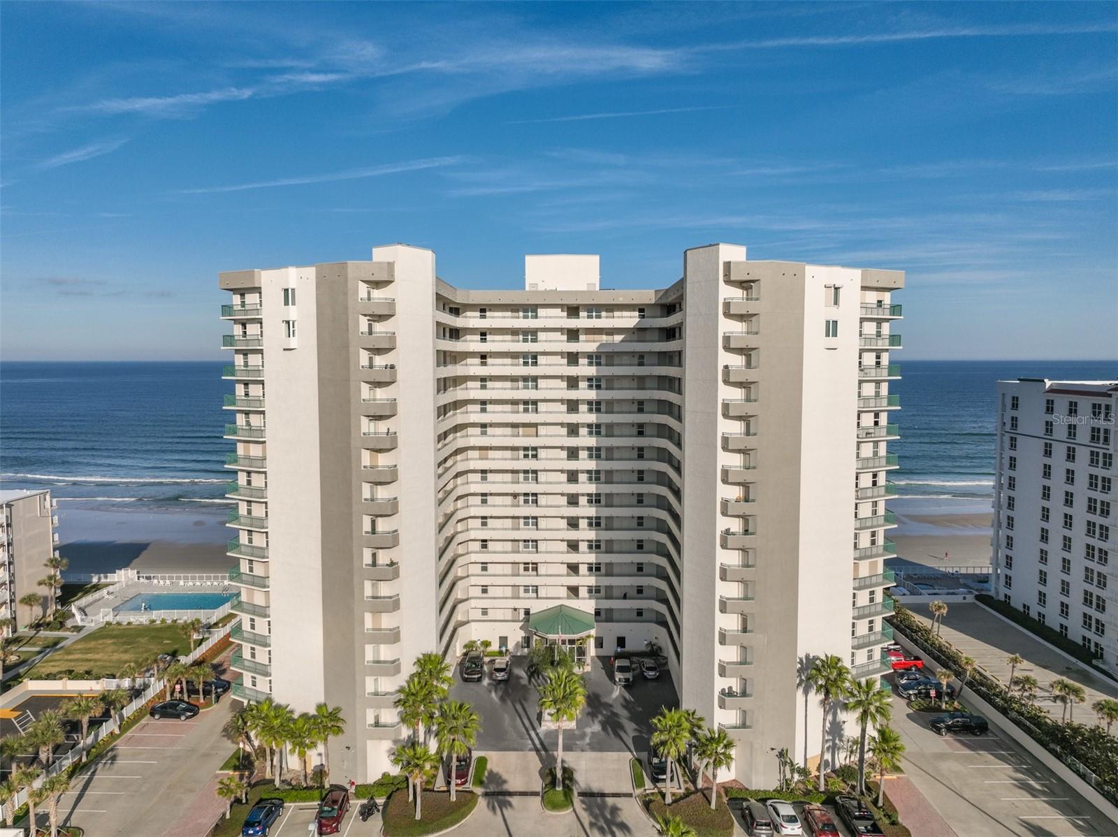 Condominium in DAYTONA BEACH, FL - Daniel Dourado