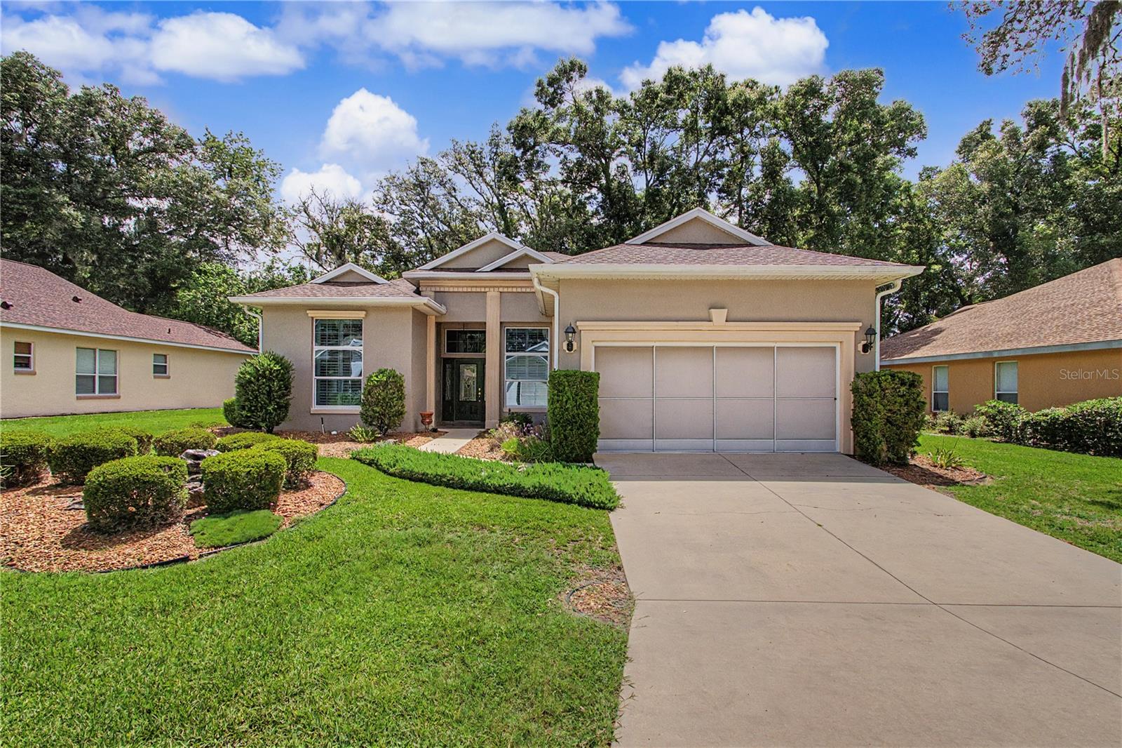 Single Family Residence in OCALA, FL - Daniel Dourado