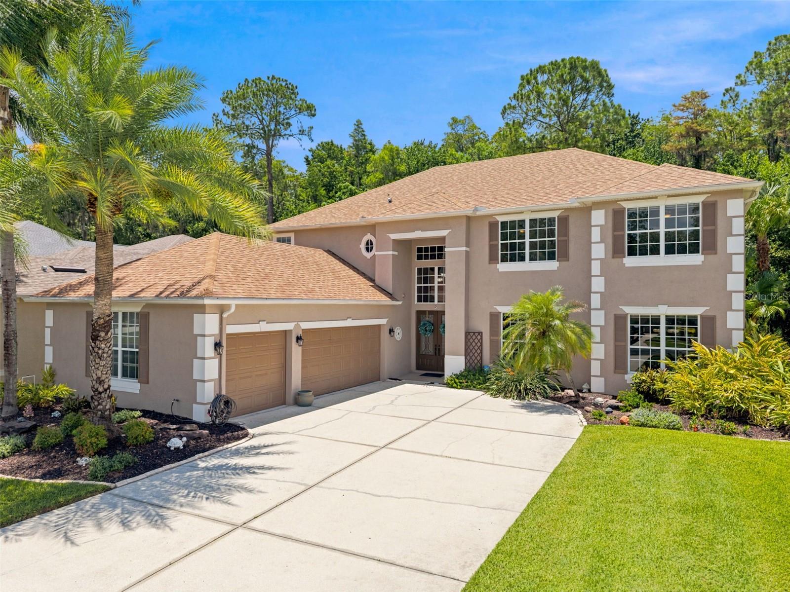 Single Family Residence em WESLEY CHAPEL, FL - Daniel Dourado