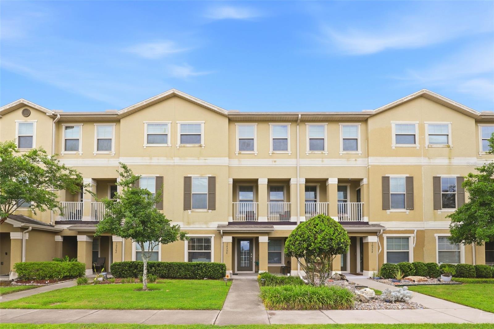Townhouse in ORLANDO, FL - Daniel Dourado