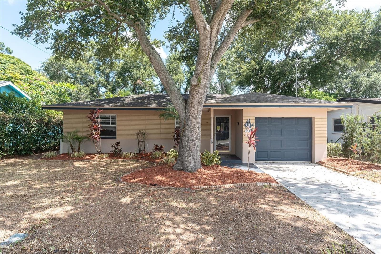Single Family Residence em CLEARWATER, FL - Daniel Dourado