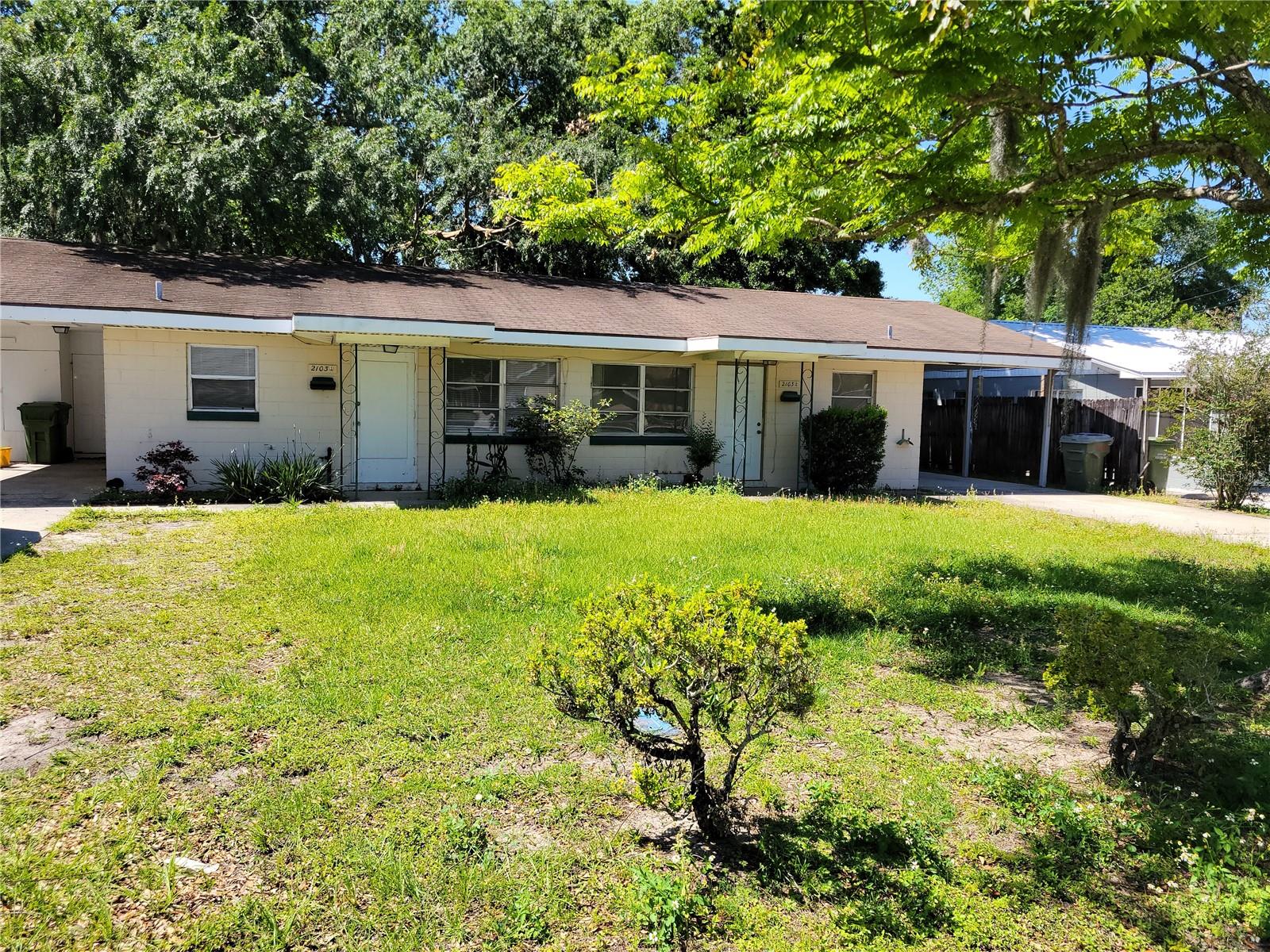 Duplex em LEESBURG, FL - Daniel Dourado