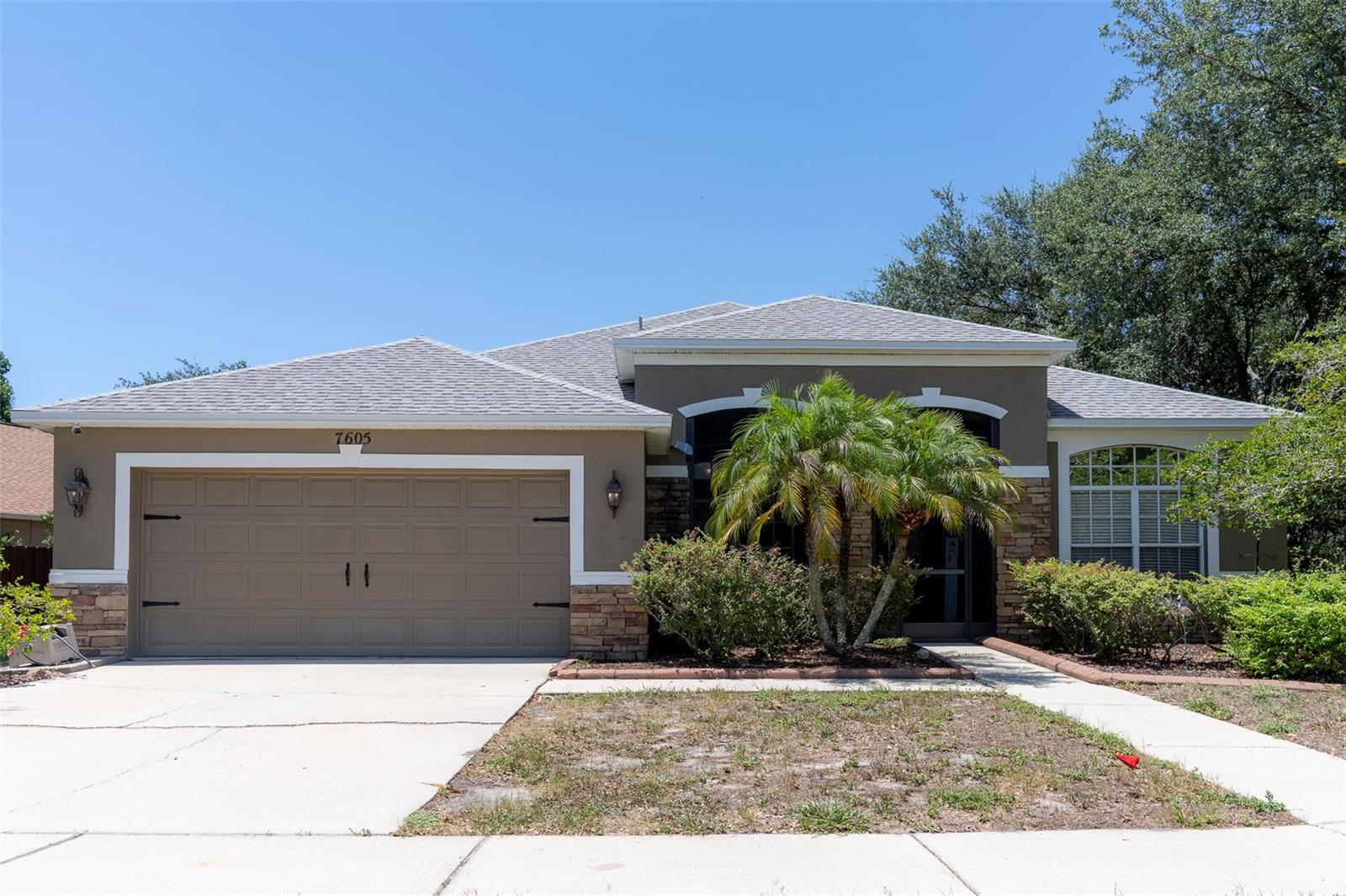 Single Family Residence in APOLLO BEACH, FL - Daniel Dourado