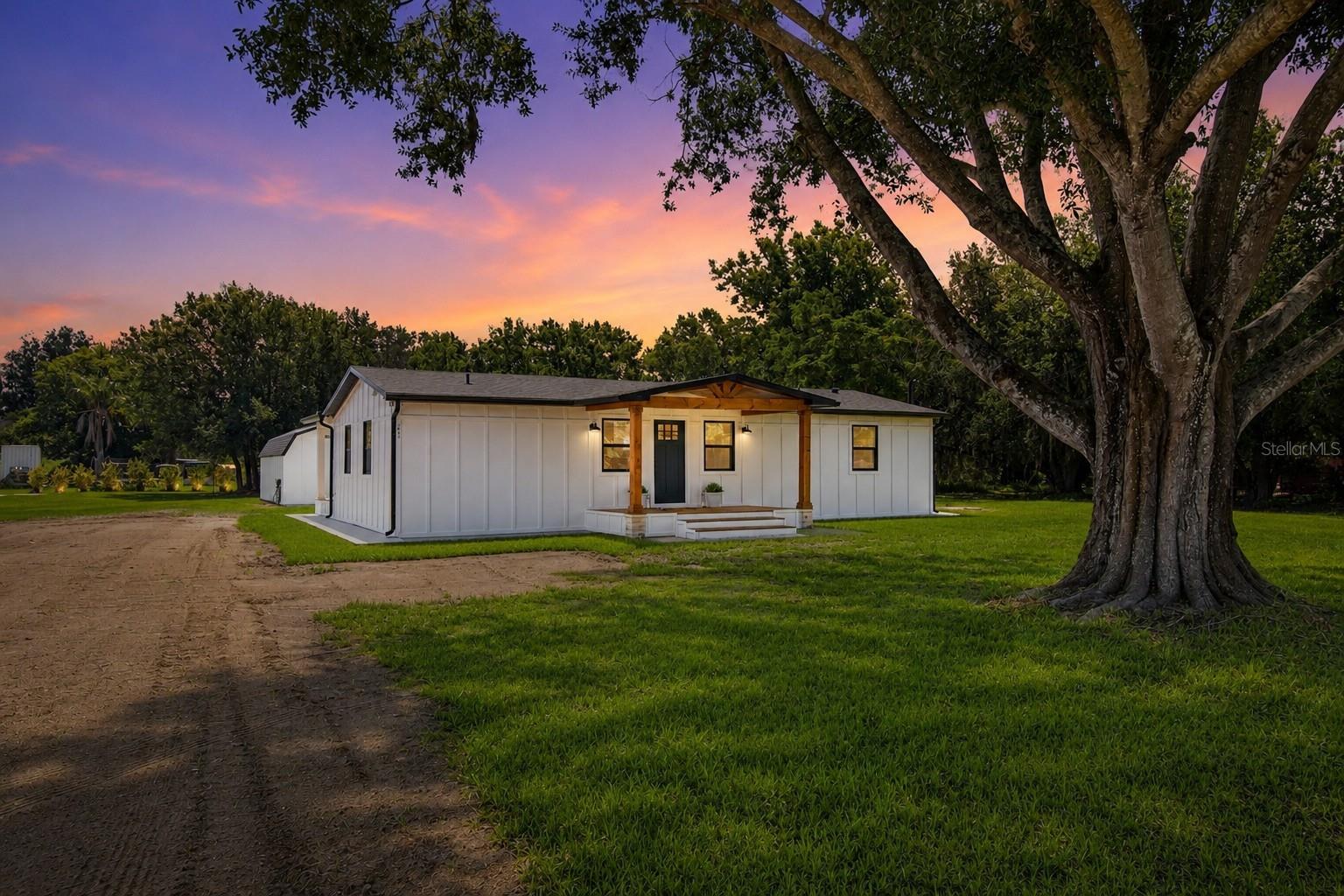 Single Family Residence in ST CLOUD, FL - Daniel Dourado