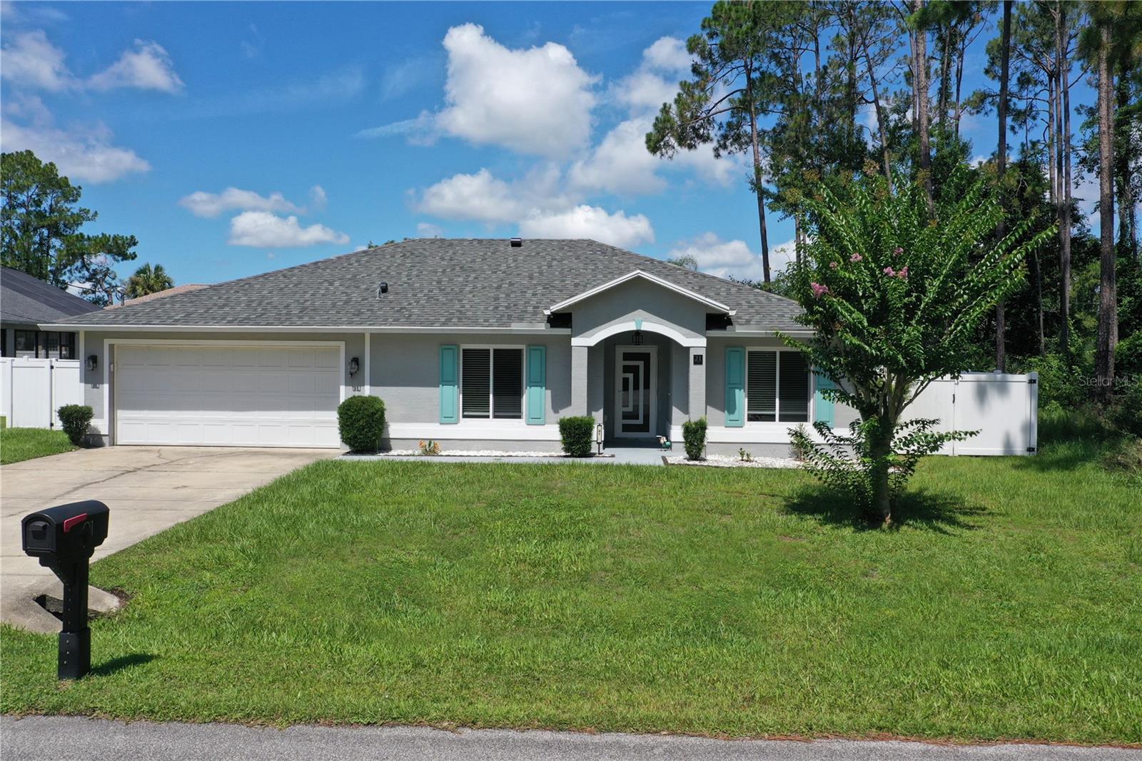 Single Family Residence in PALM COAST, FL - Daniel Dourado