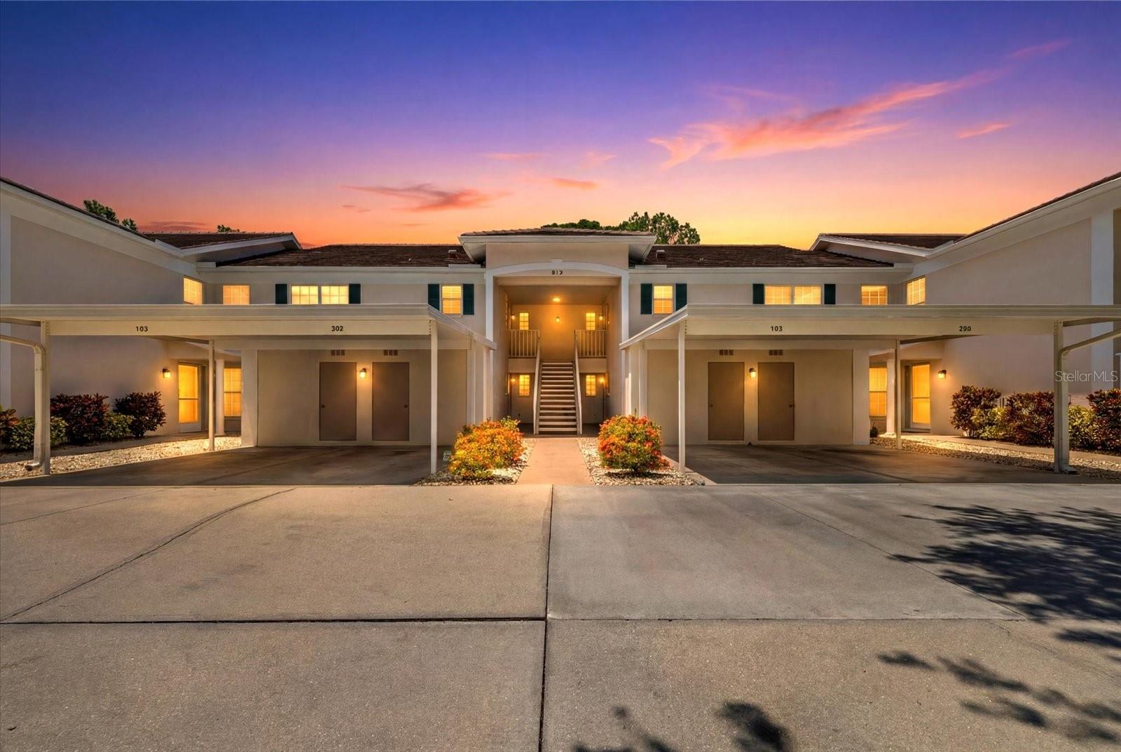 Condominium in VENICE, FL - Daniel Dourado