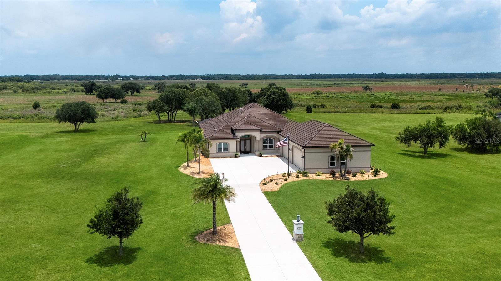 Single Family Residence em SARASOTA, FL - Daniel Dourado
