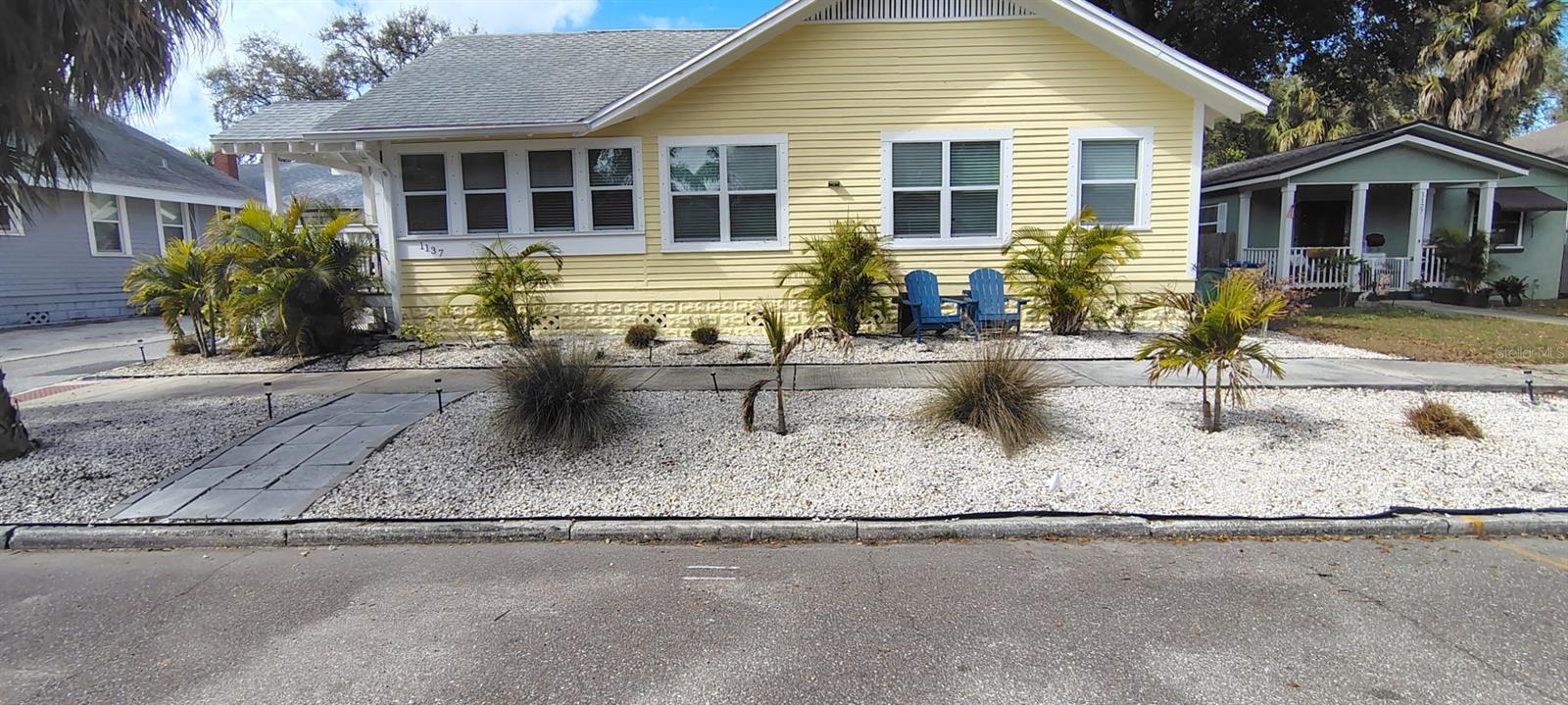 Single Family Residence in ST PETERSBURG, FL - Daniel Dourado